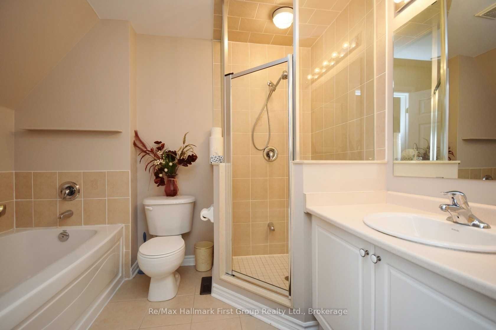 44 Wicker Park Way Bedroom Property Photo 7