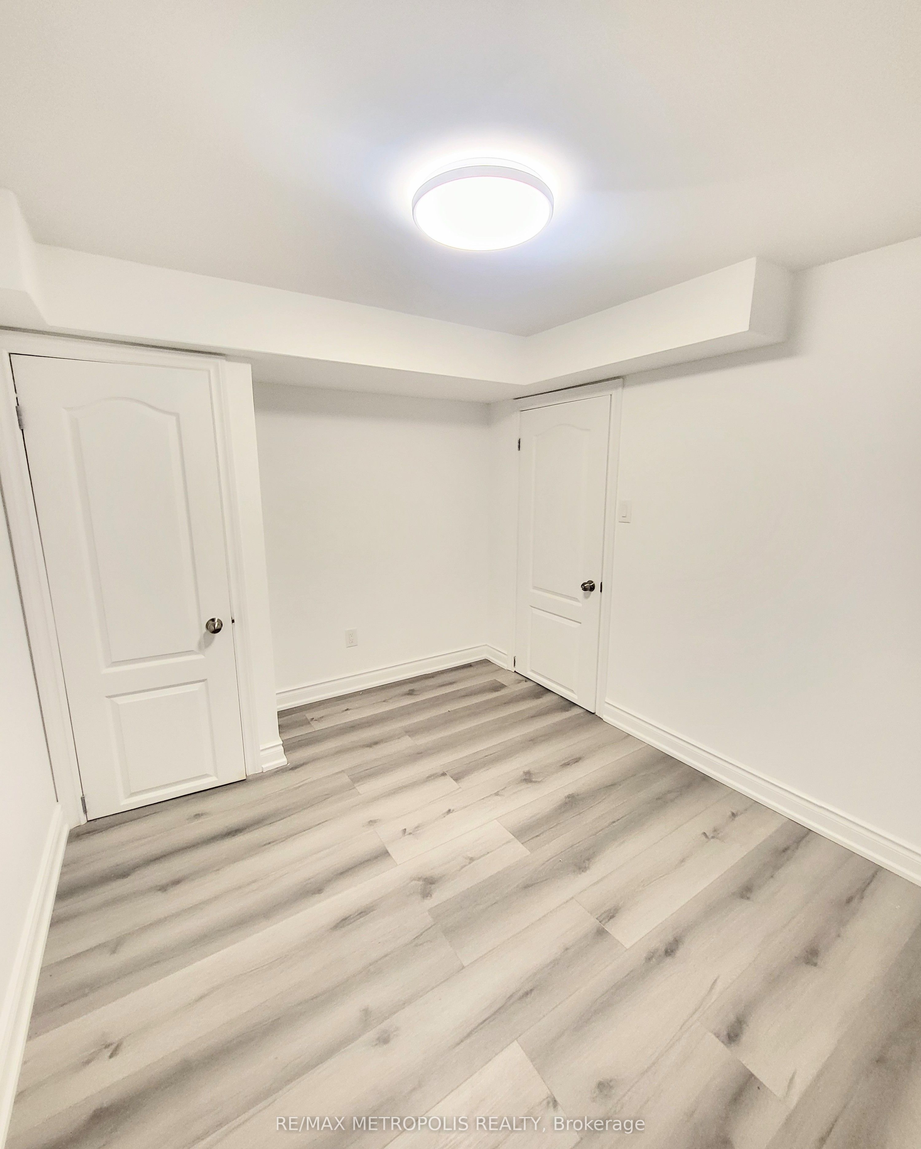40 Placentia Boulevard Bsmt Property Photo 5