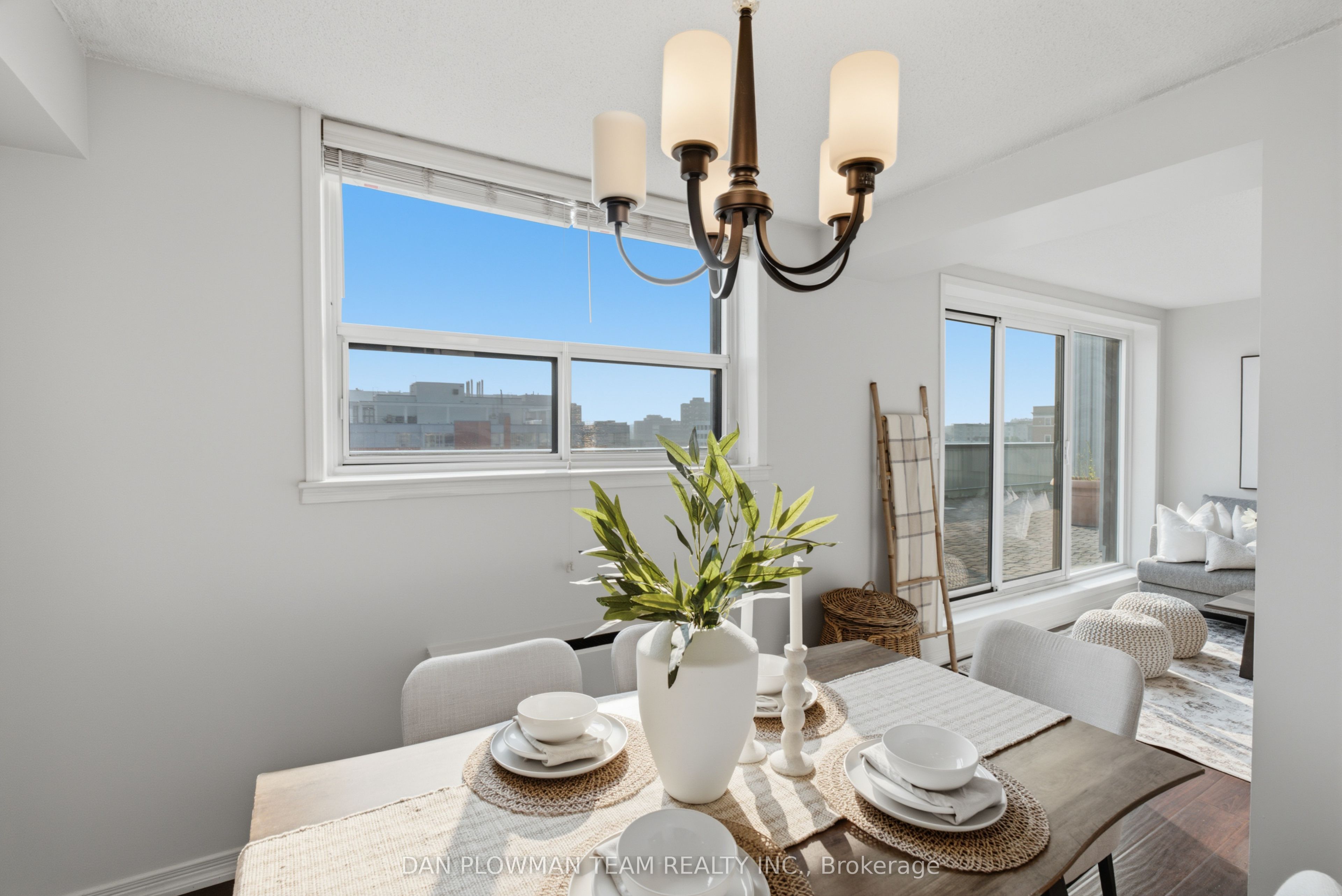 80 Athol Street E 702 Property Photo 10