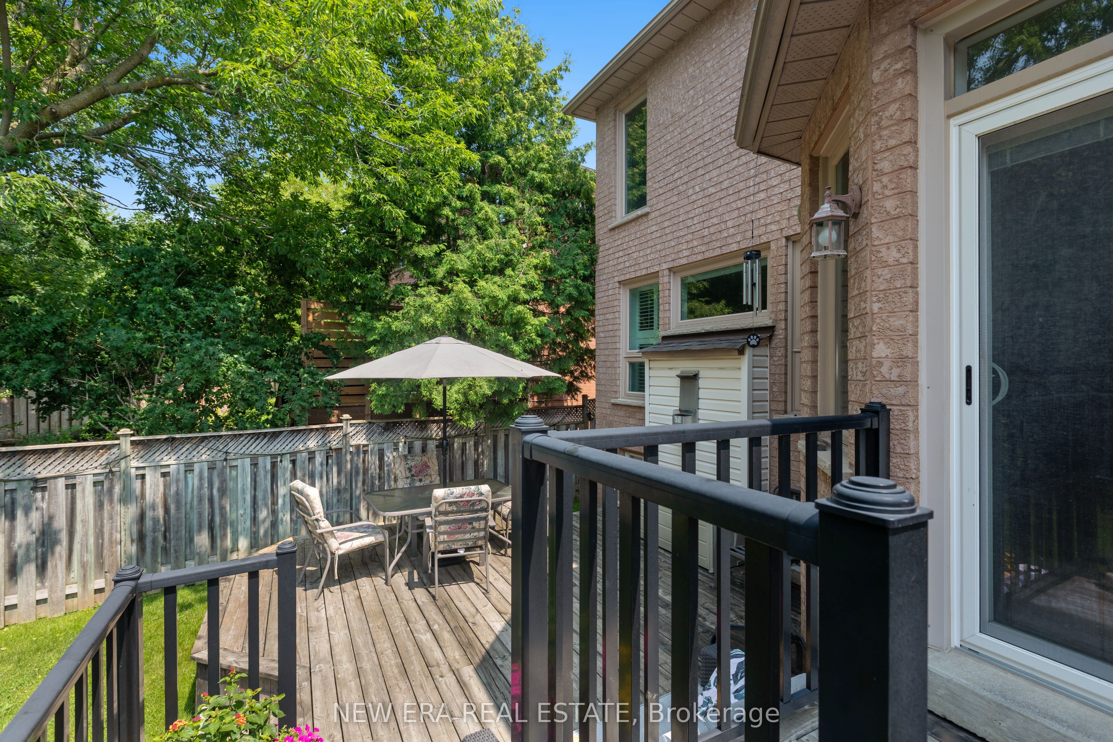 1798 Autumn Crescent Property Photo 14