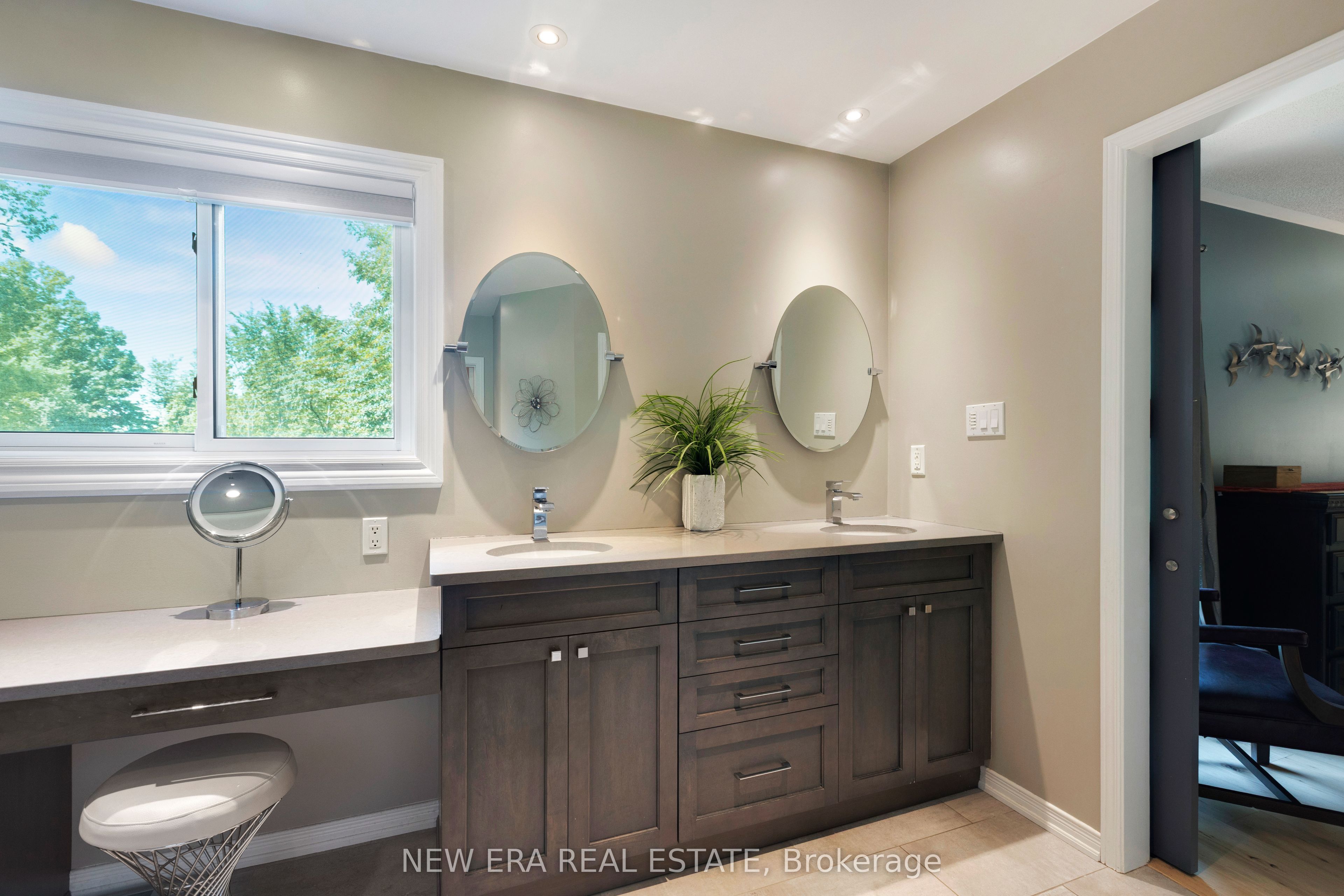 1798 Autumn Crescent Property Photo 24