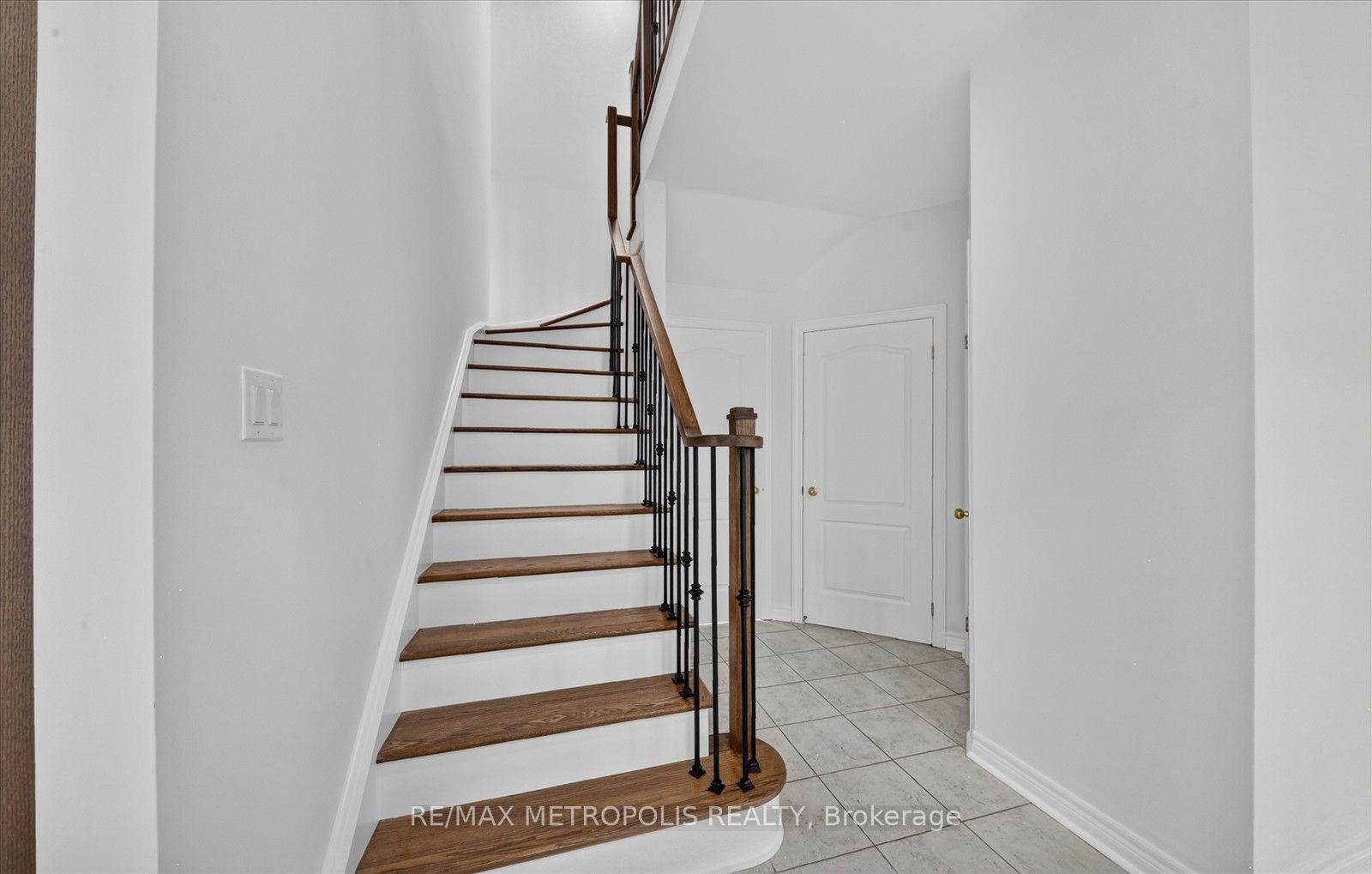 749 Black Cherry Drive Property Photo 10