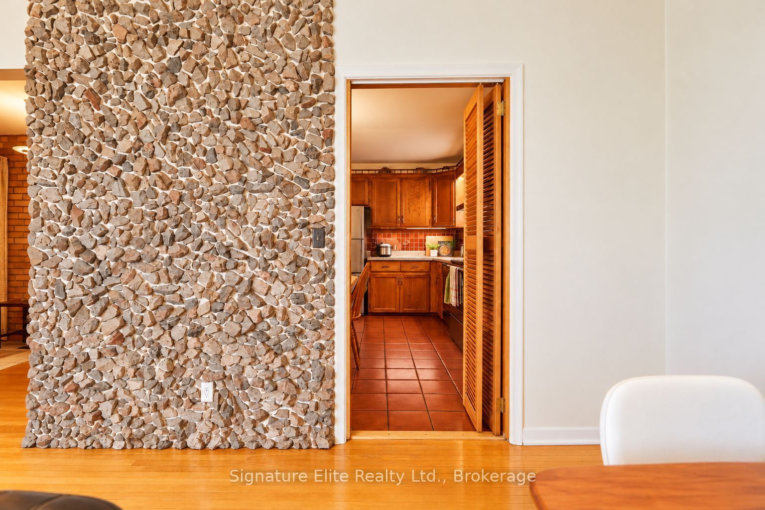 122 Haileybury Drive Property Photo 8