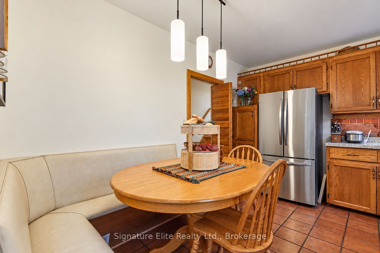 122 Haileybury Drive Property Photo 11