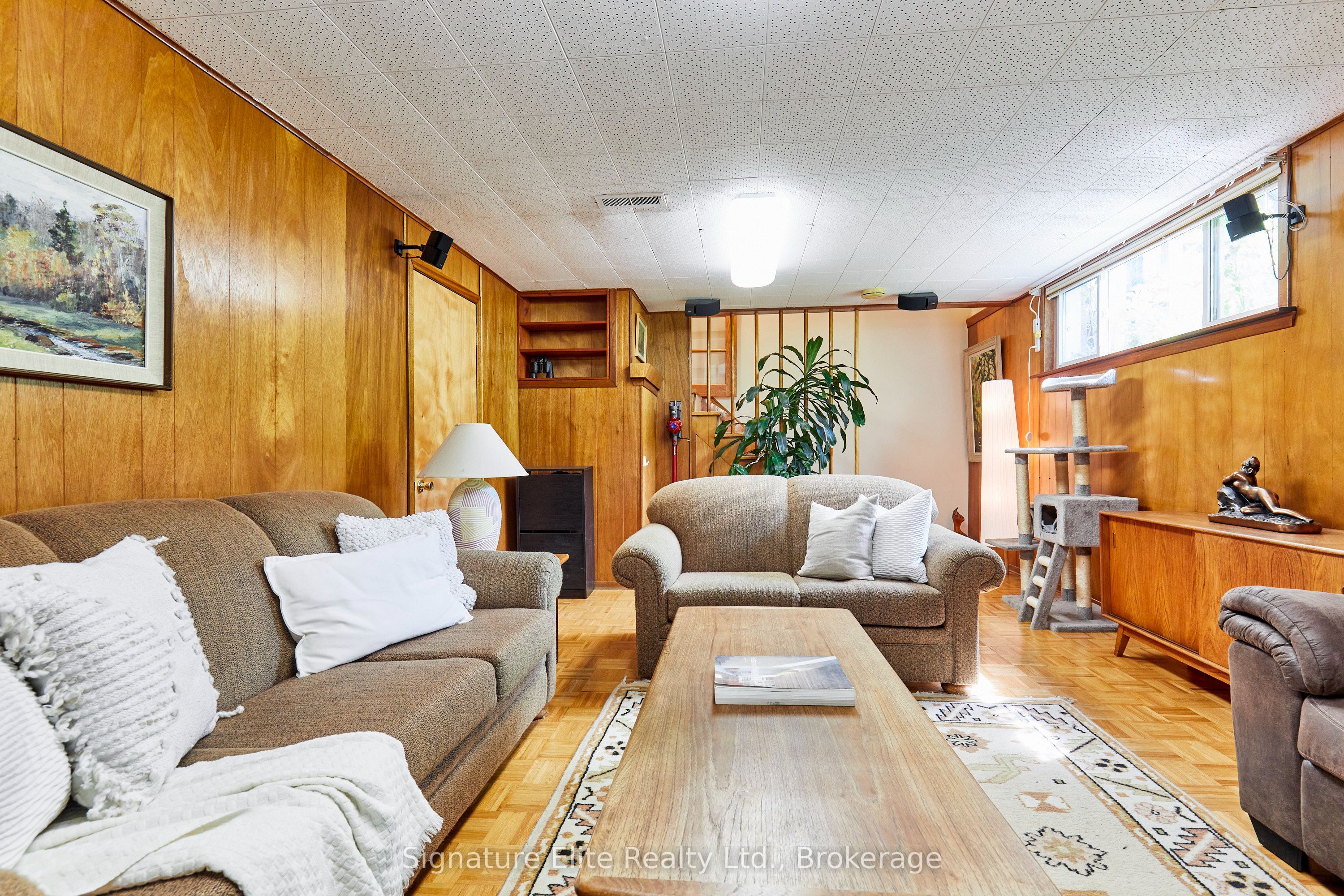 122 Haileybury Drive Property Photo 31