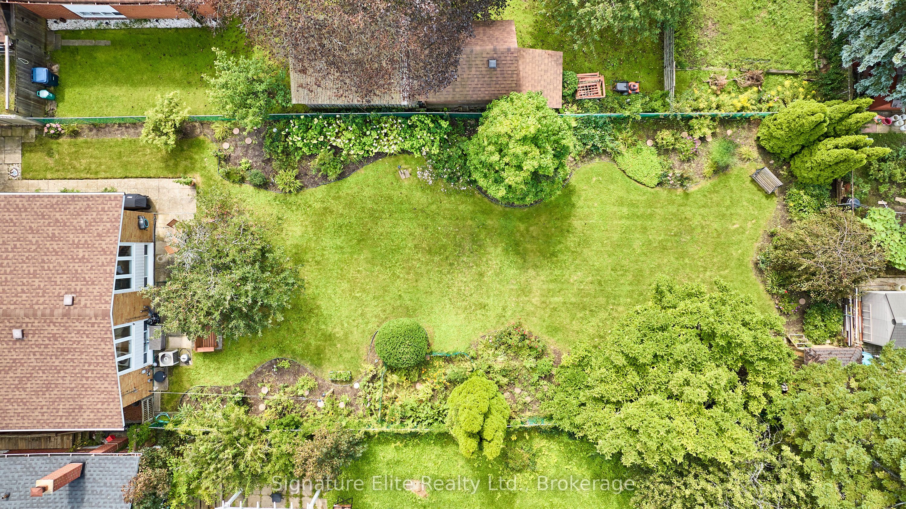 122 Haileybury Drive Property Photo 38