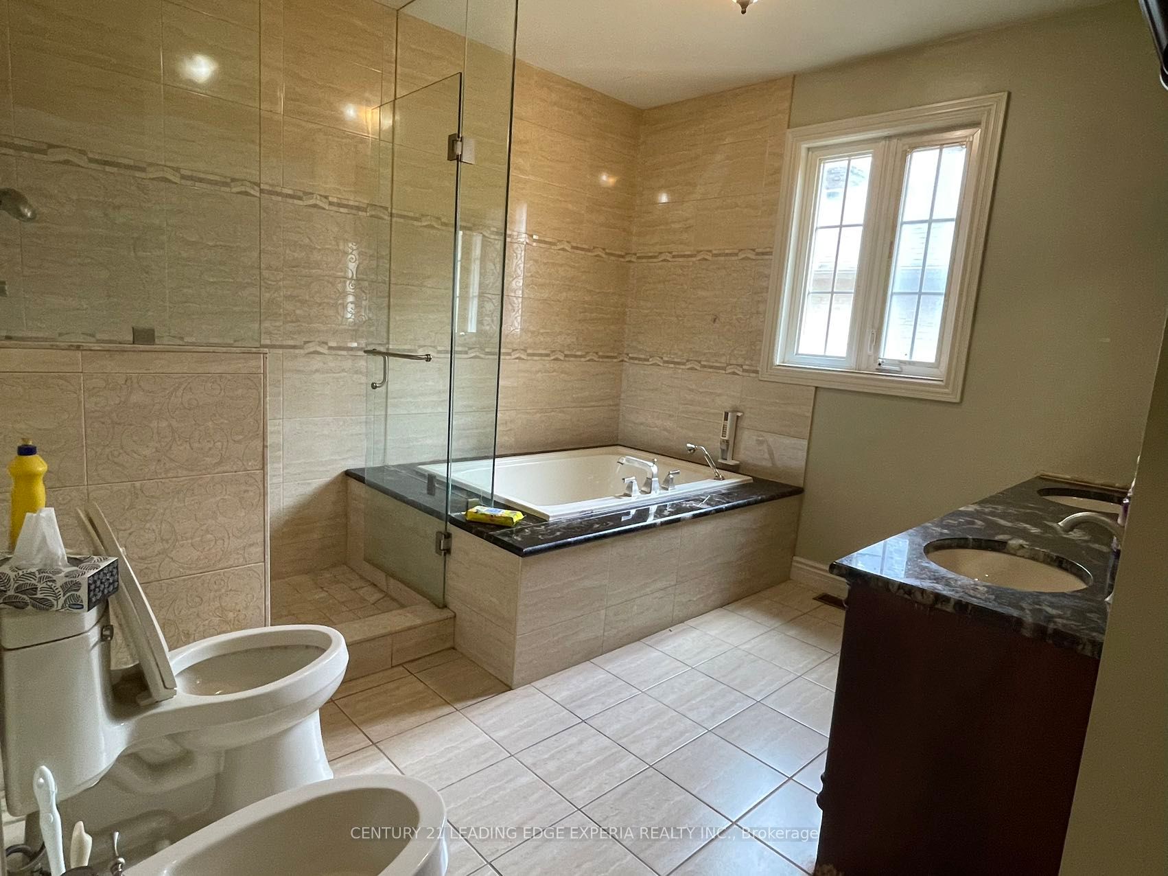 20 Grove Hill Drive W Property Photo 16