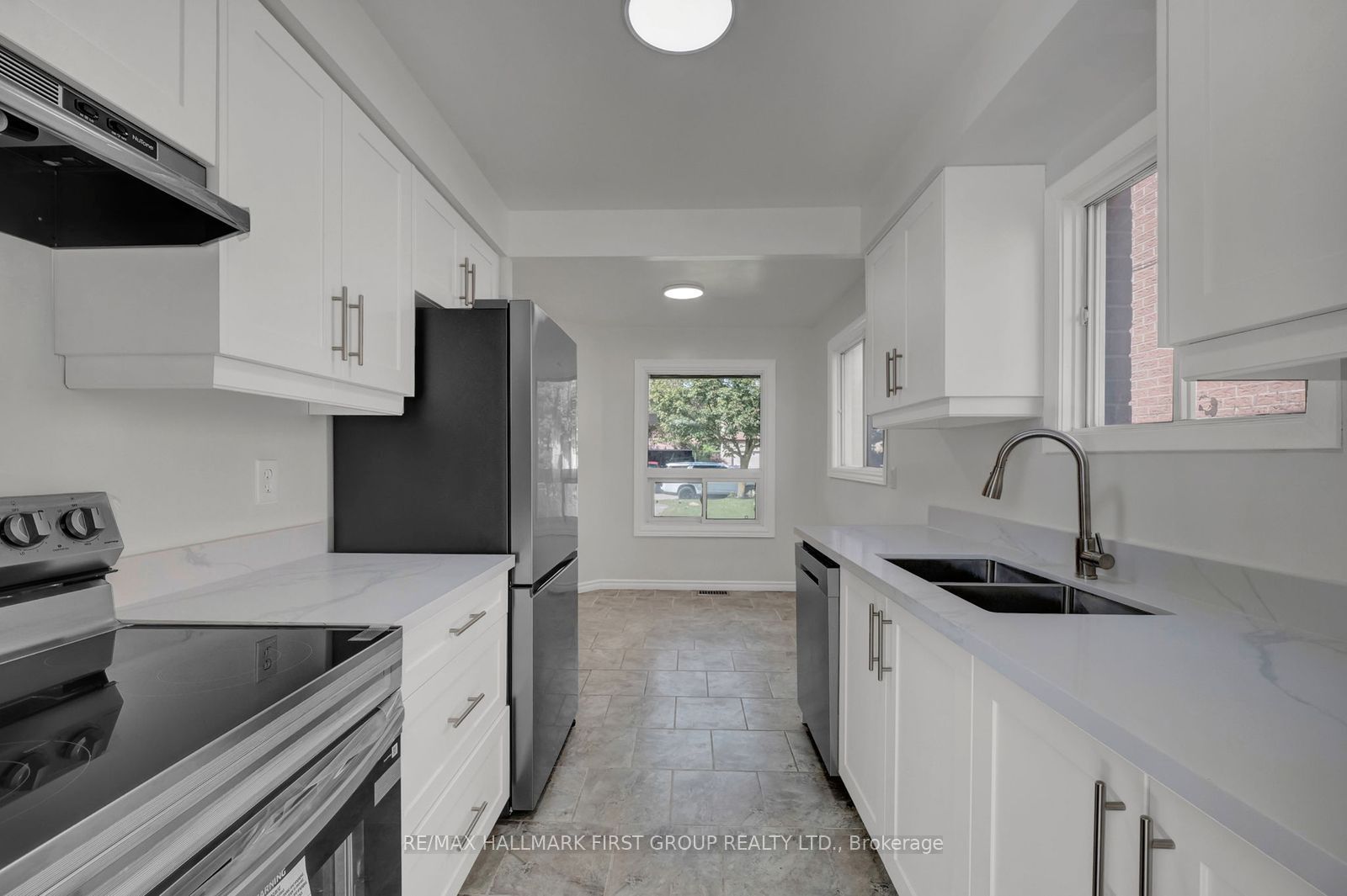 15 Millington Crescent Property Photo 11