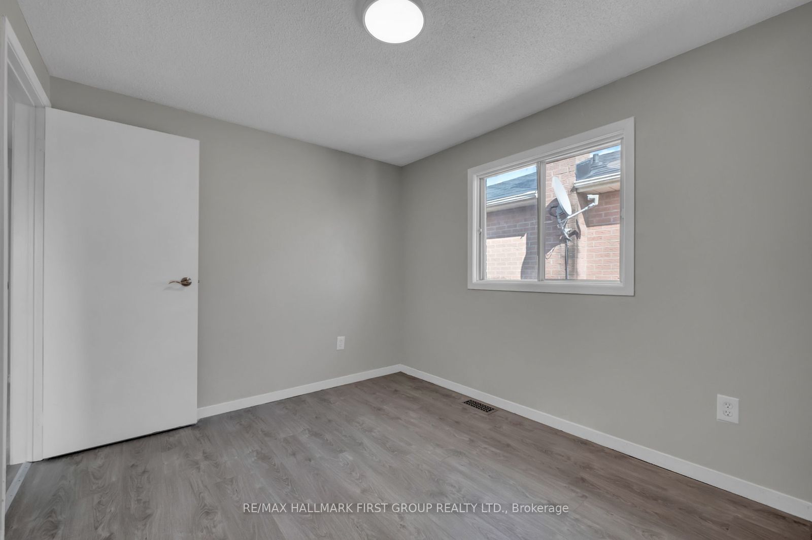 15 Millington Crescent Property Photo 41