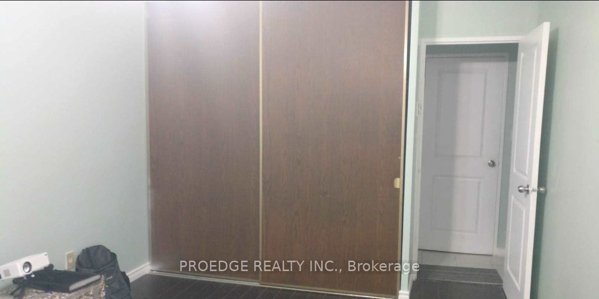 5 Massey Square 102 Property Photo 9
