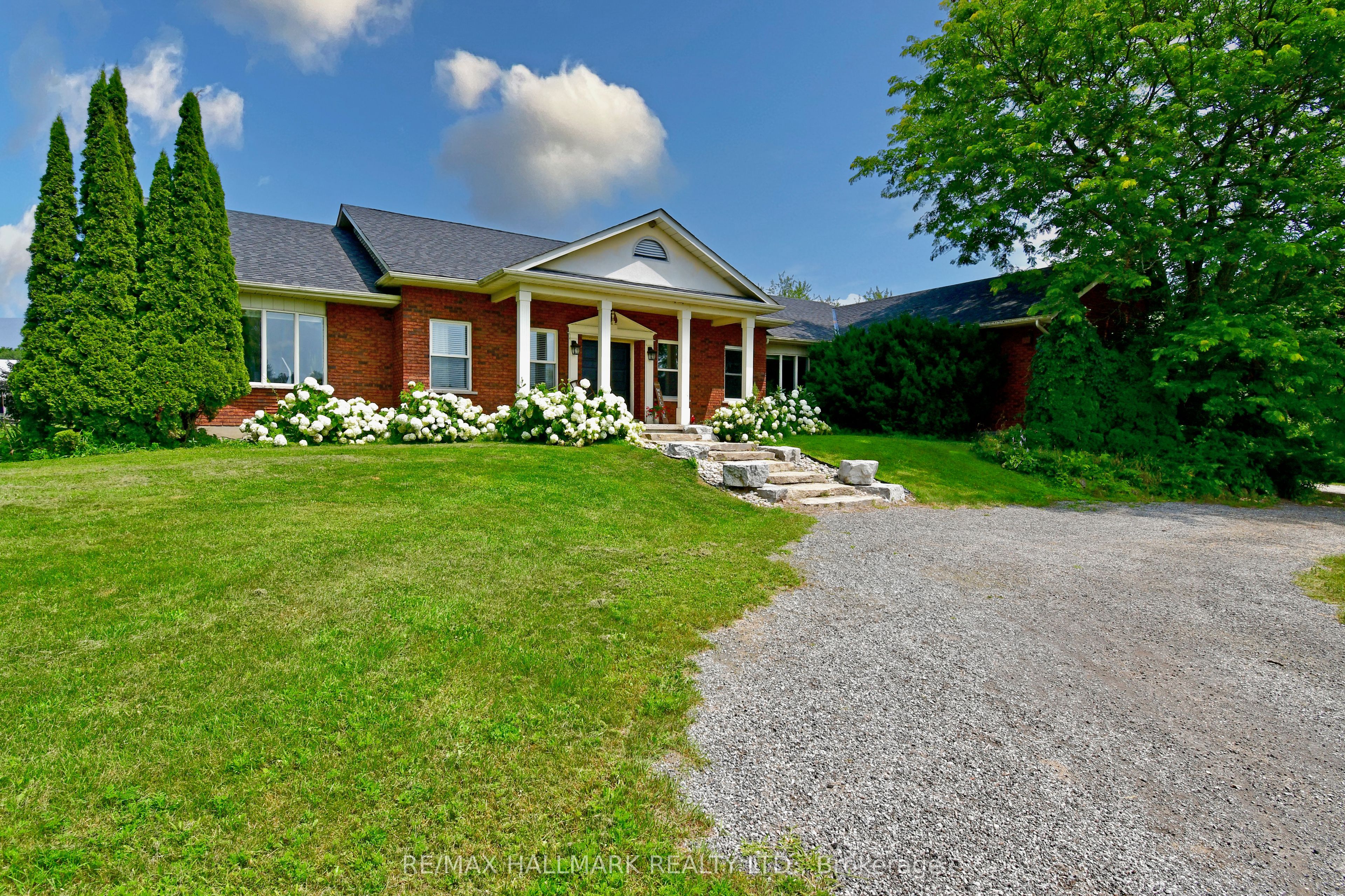 18555 Highway 12 Property Photo 1