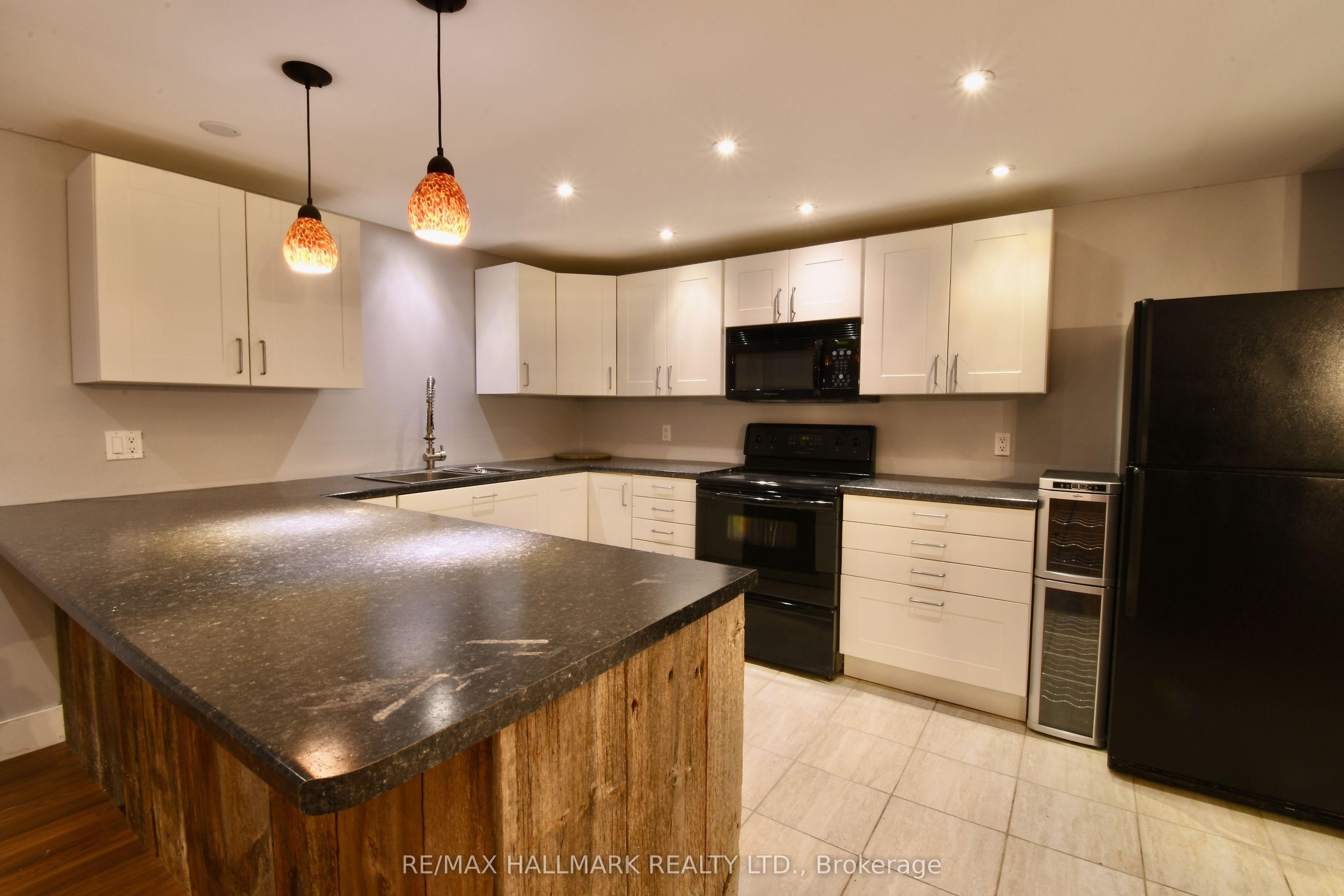 18555 Highway 12 Property Photo 21