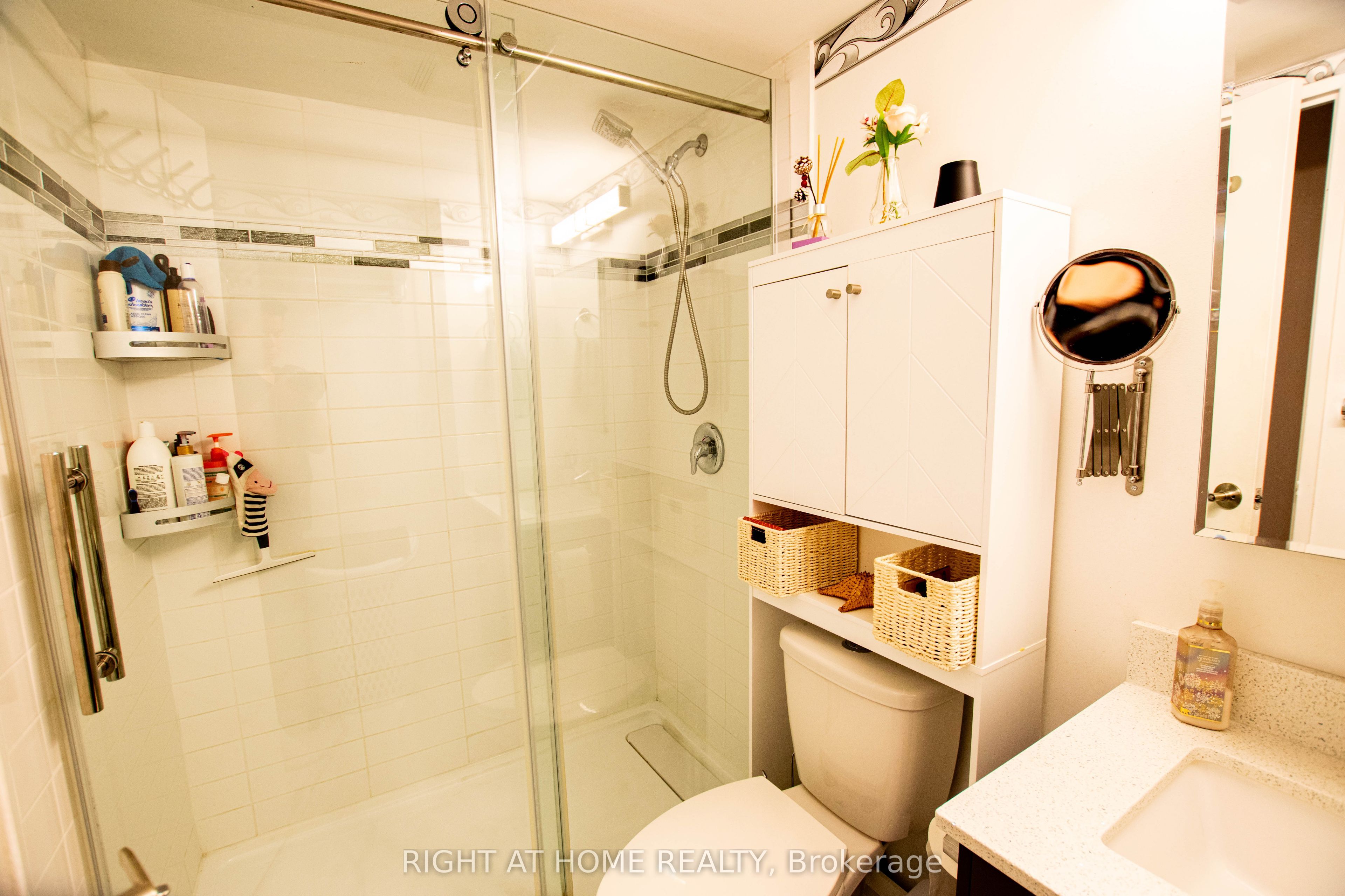 1210 Radom Street 107 Property Photo 11