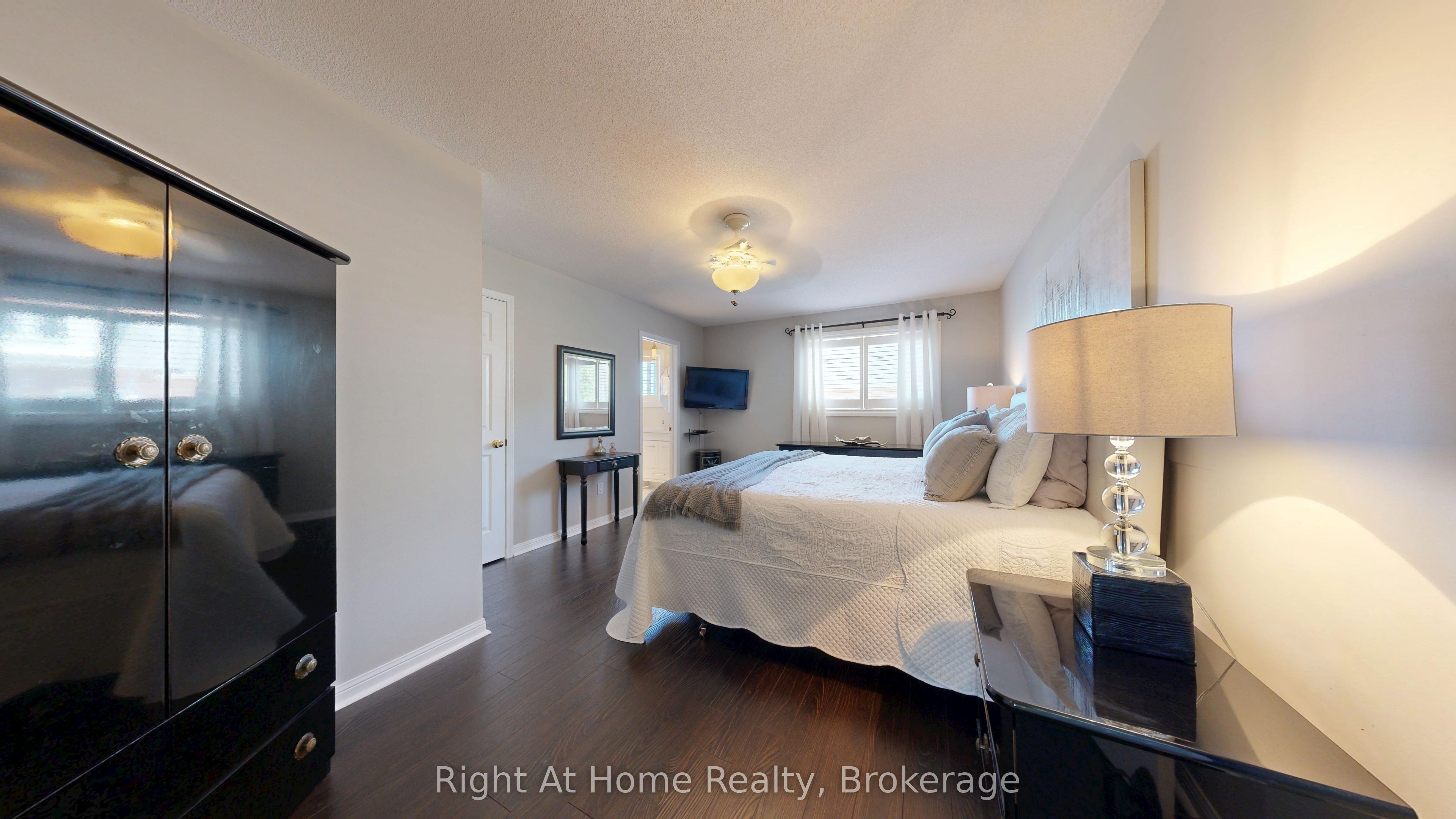 40 Torr Lane Property Photo 12