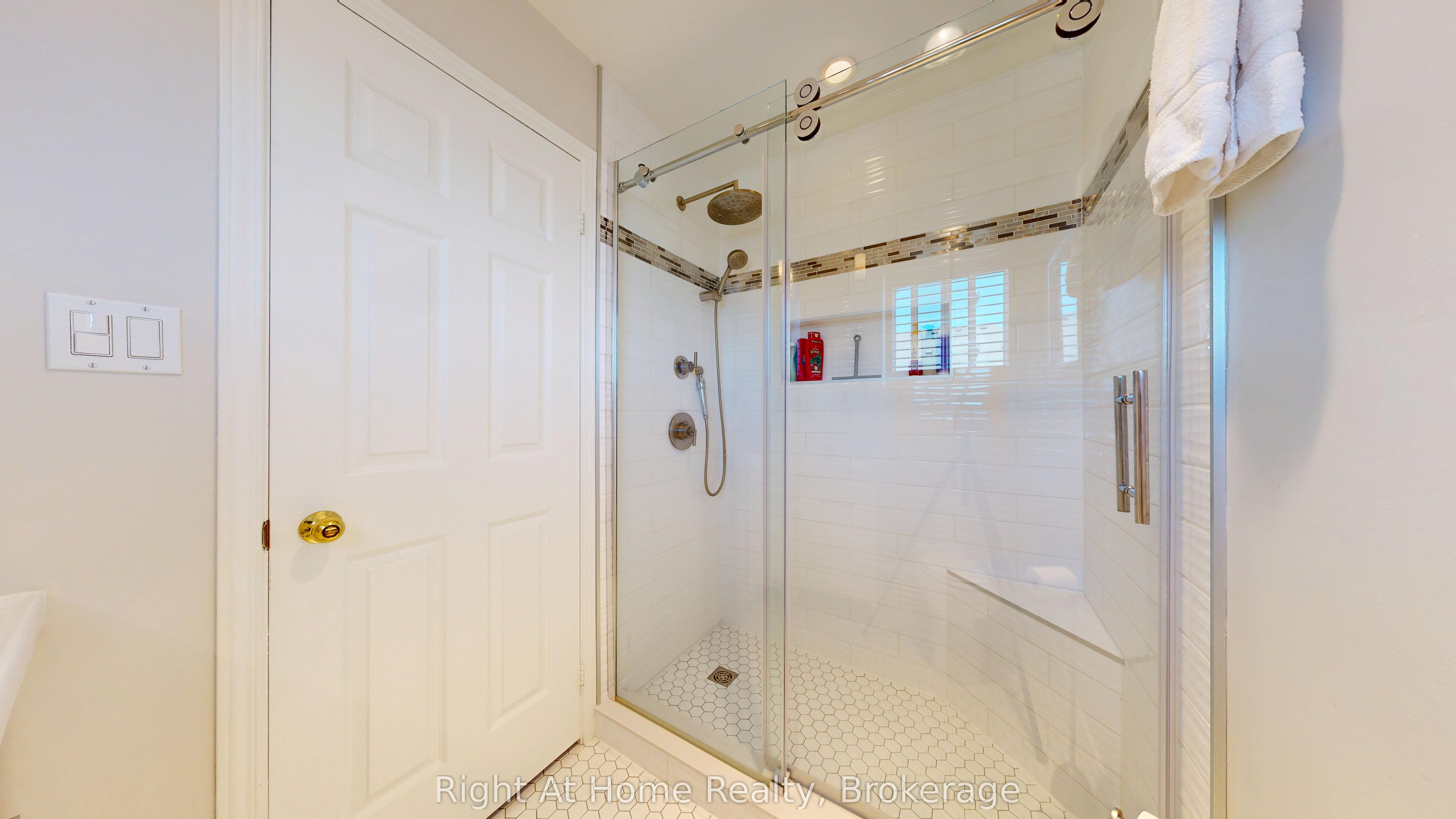 40 Torr Lane Property Photo 13