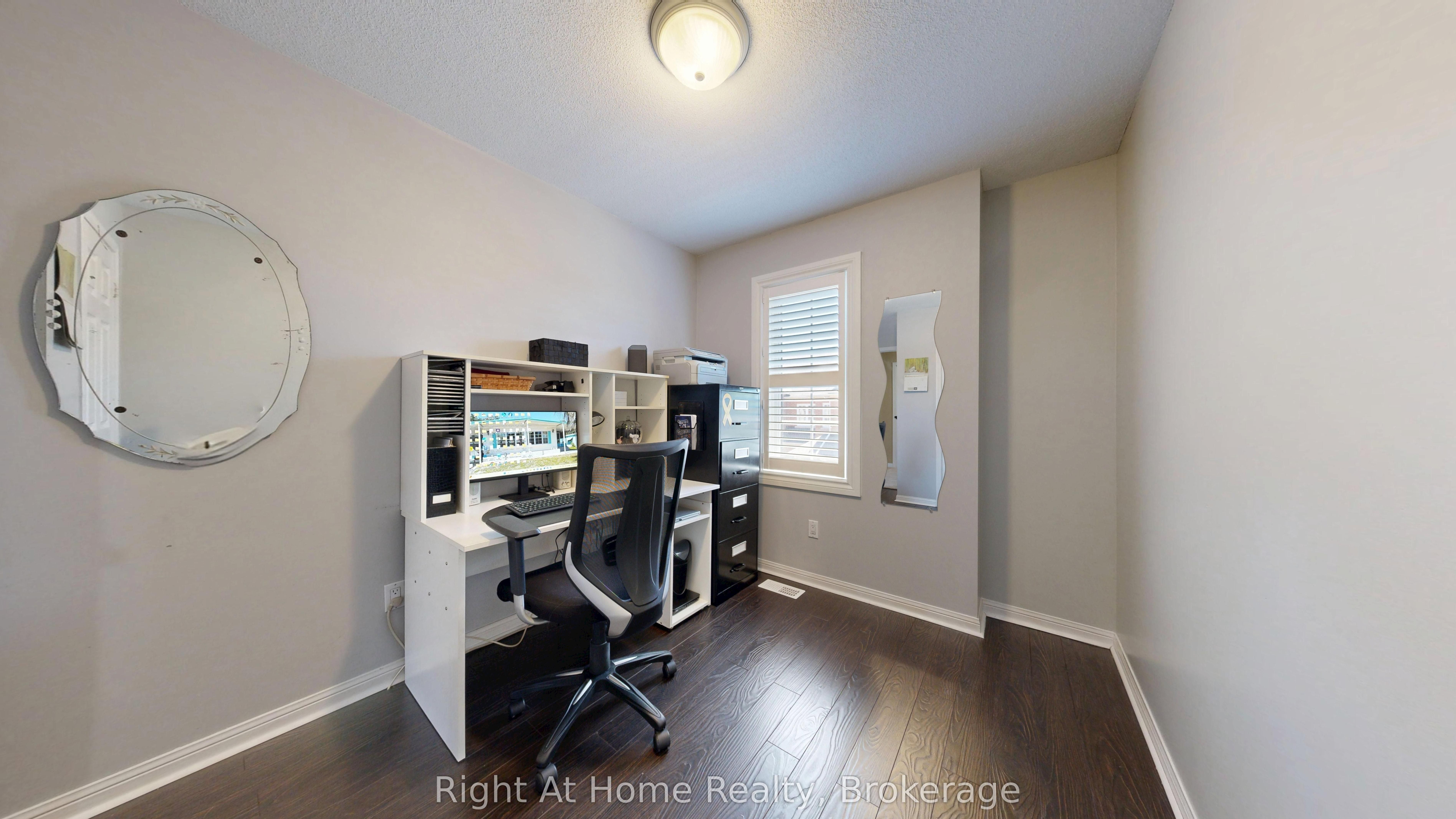 40 Torr Lane Property Photo 15