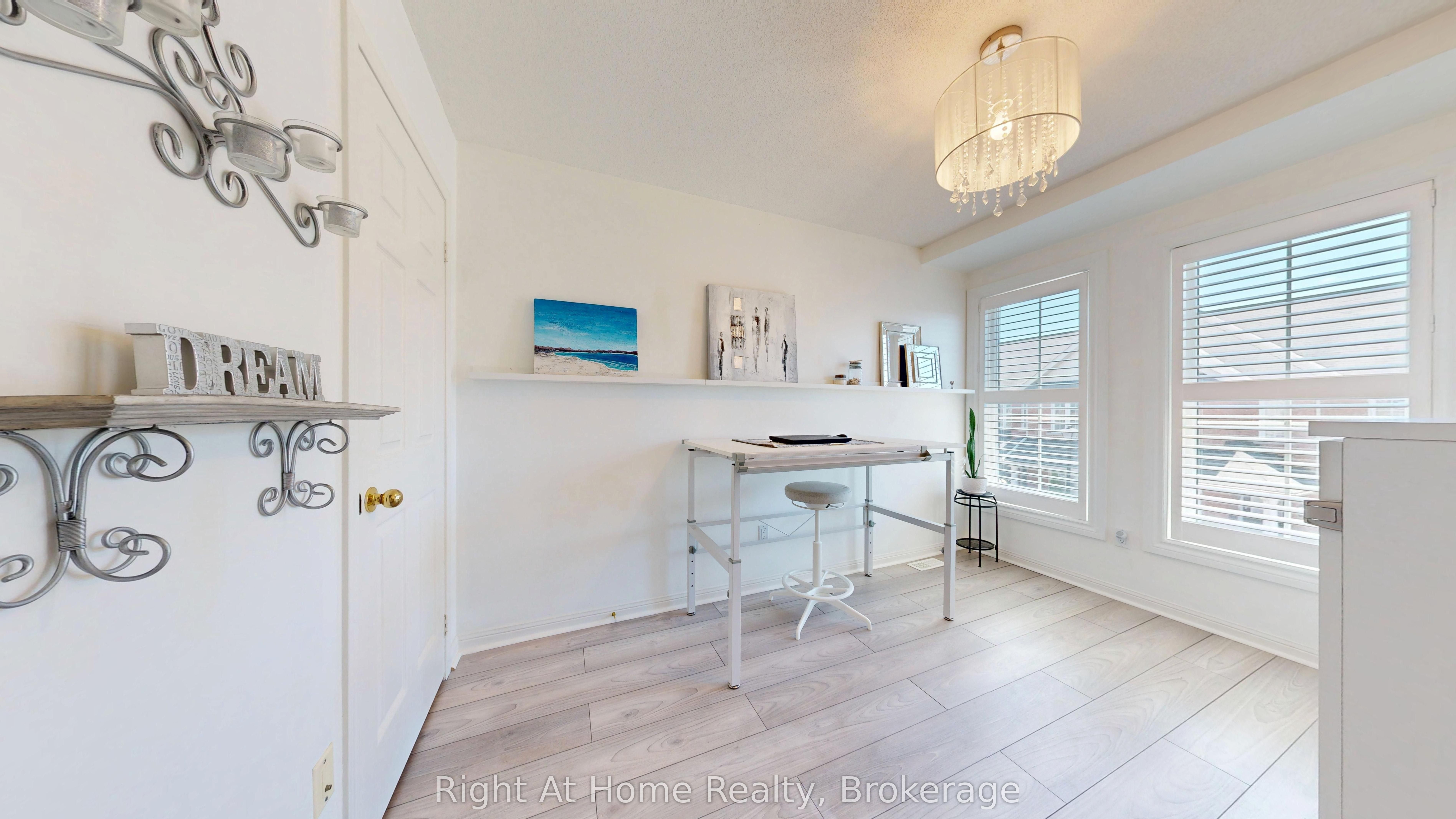 40 Torr Lane Property Photo 16