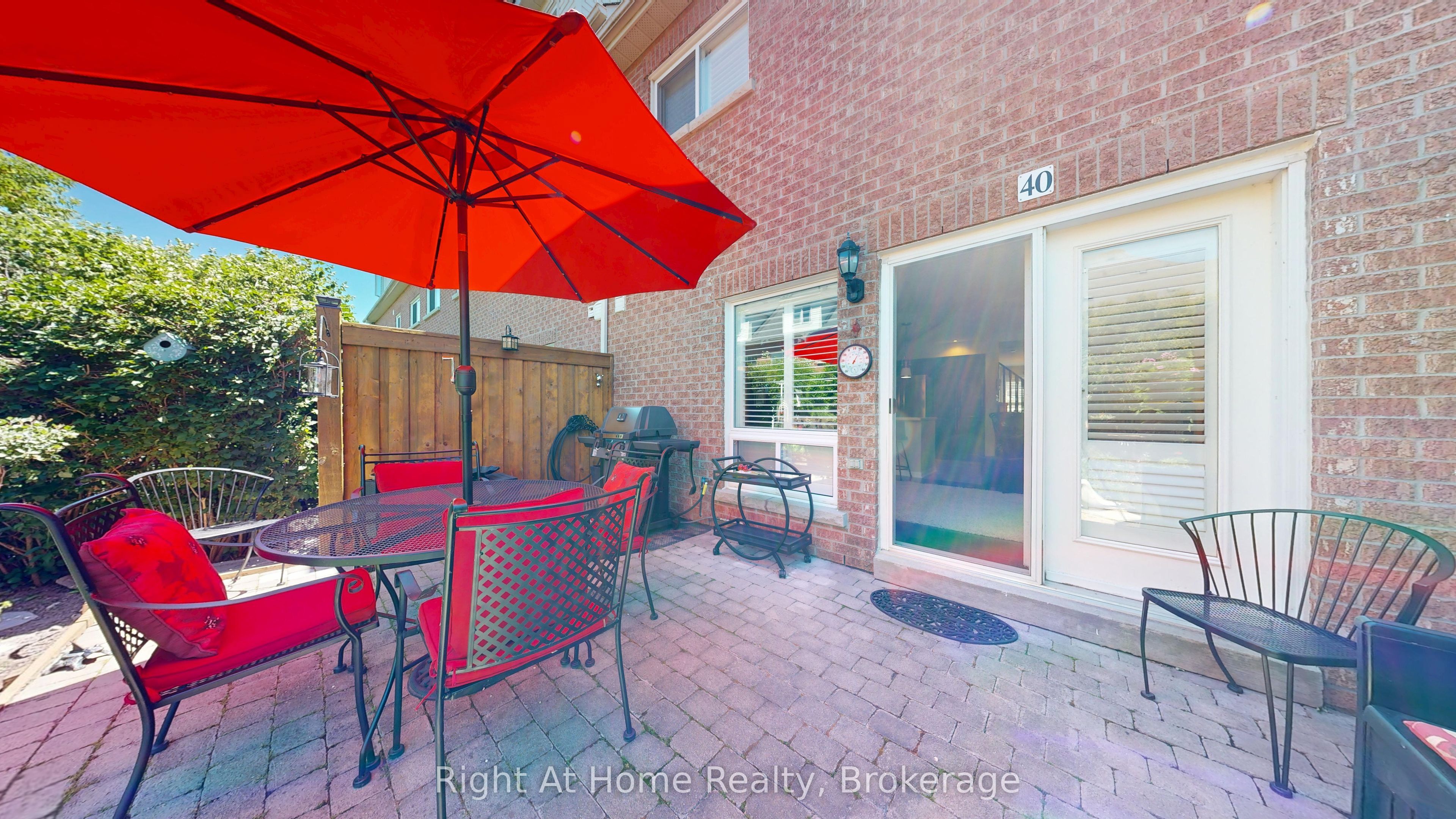 40 Torr Lane Property Photo 18