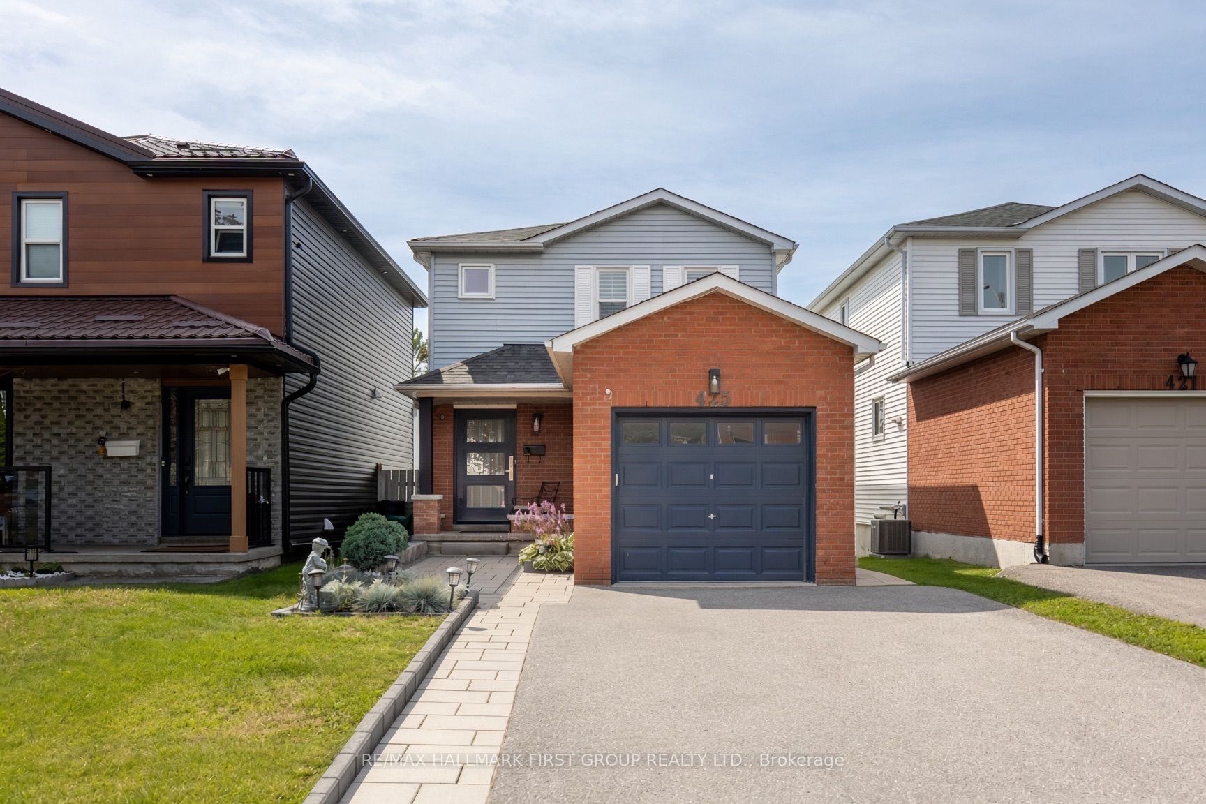425 Cobblehill Drive Property Photo 1