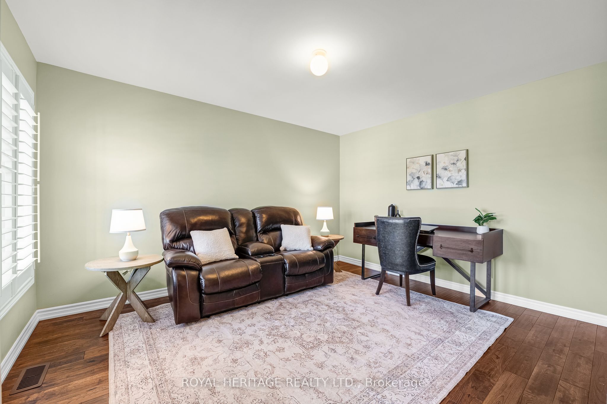 1856 Rosebank Road Property Photo 4