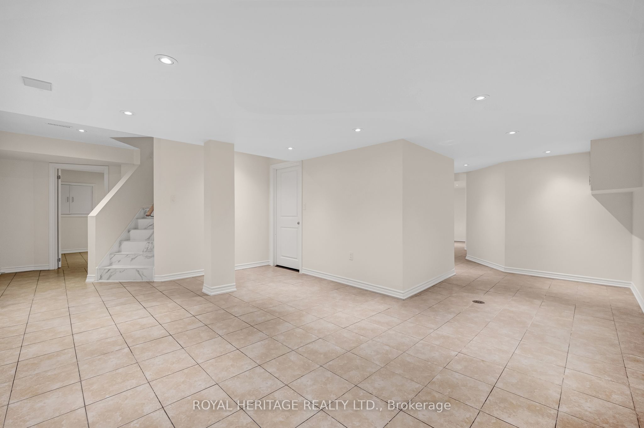 1856 Rosebank Road Property Photo 35