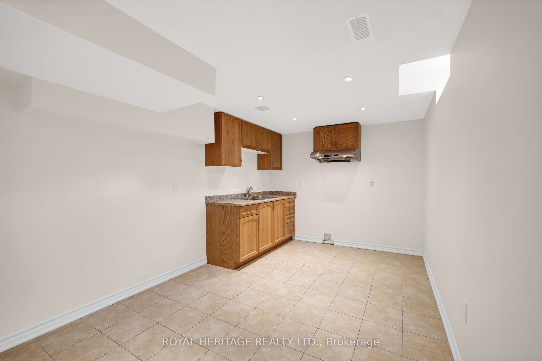 1856 Rosebank Road Property Photo 37
