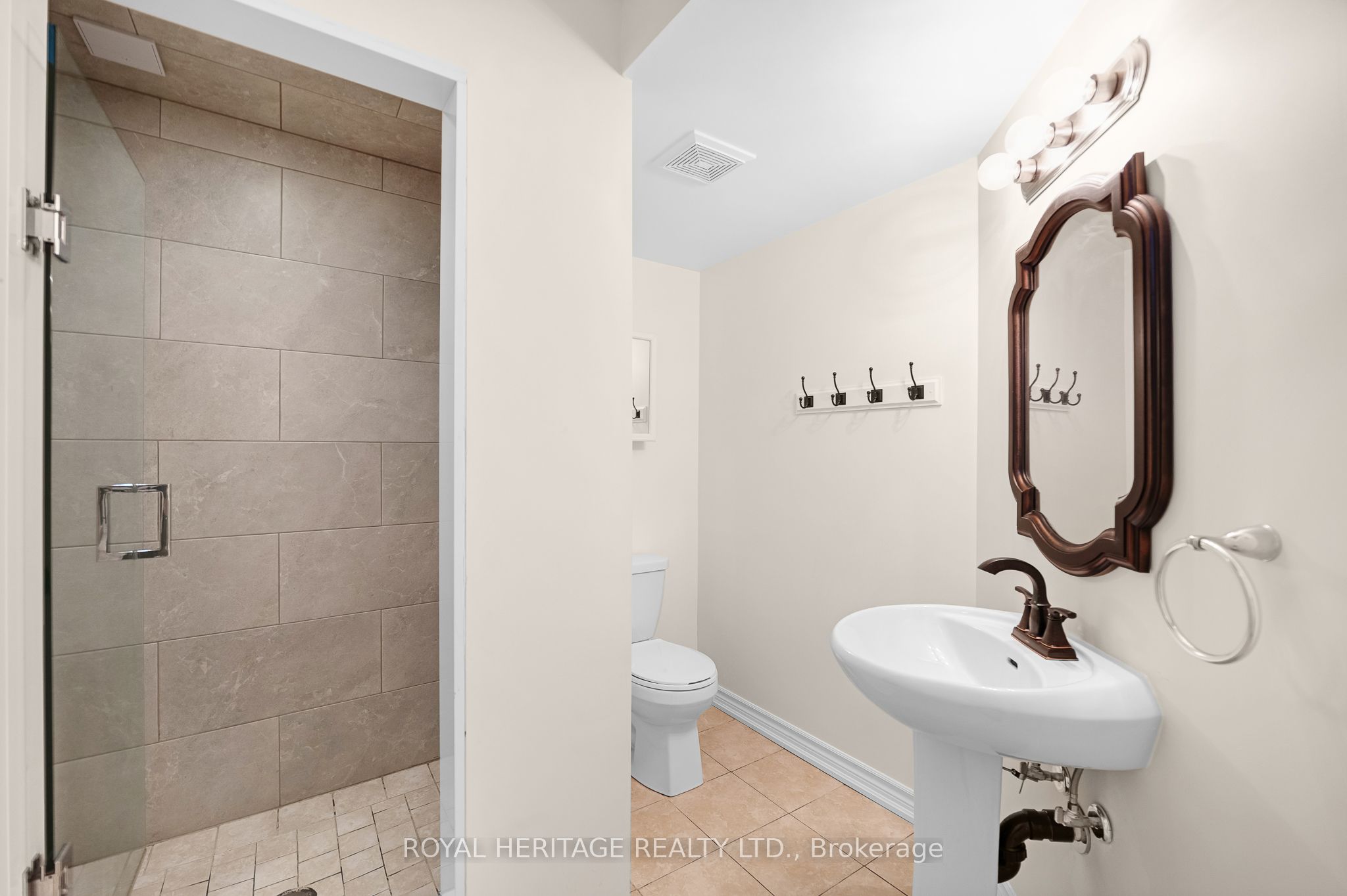 1856 Rosebank Road Property Photo 38