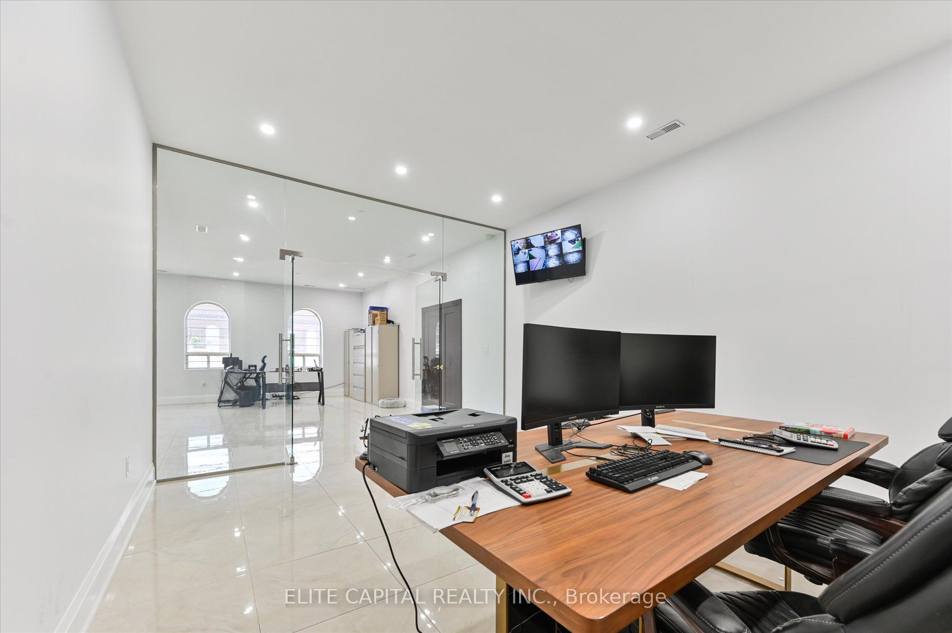 2020 Ellesmere Road 4 & 5 Property Photo 4