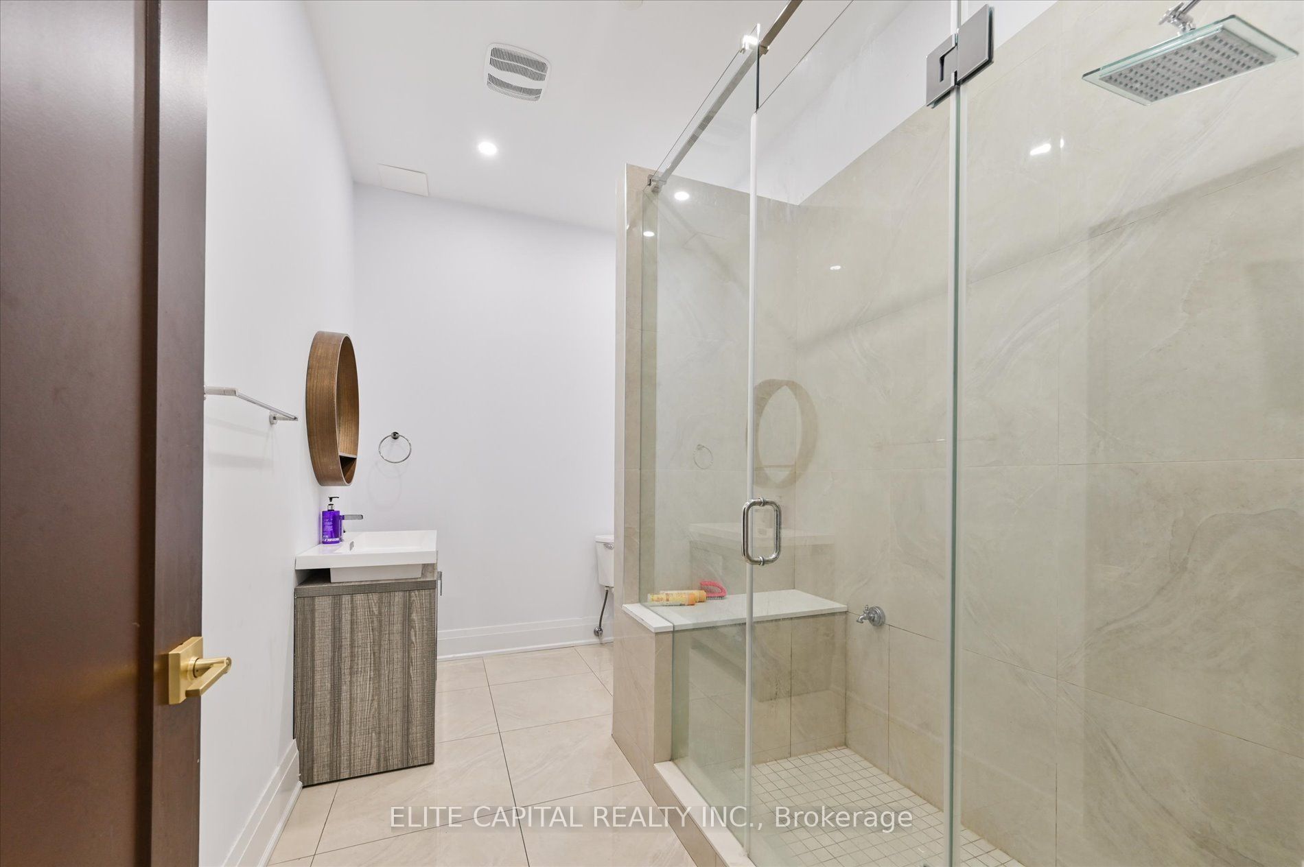 2020 Ellesmere Road 4 & 5 Property Photo 6