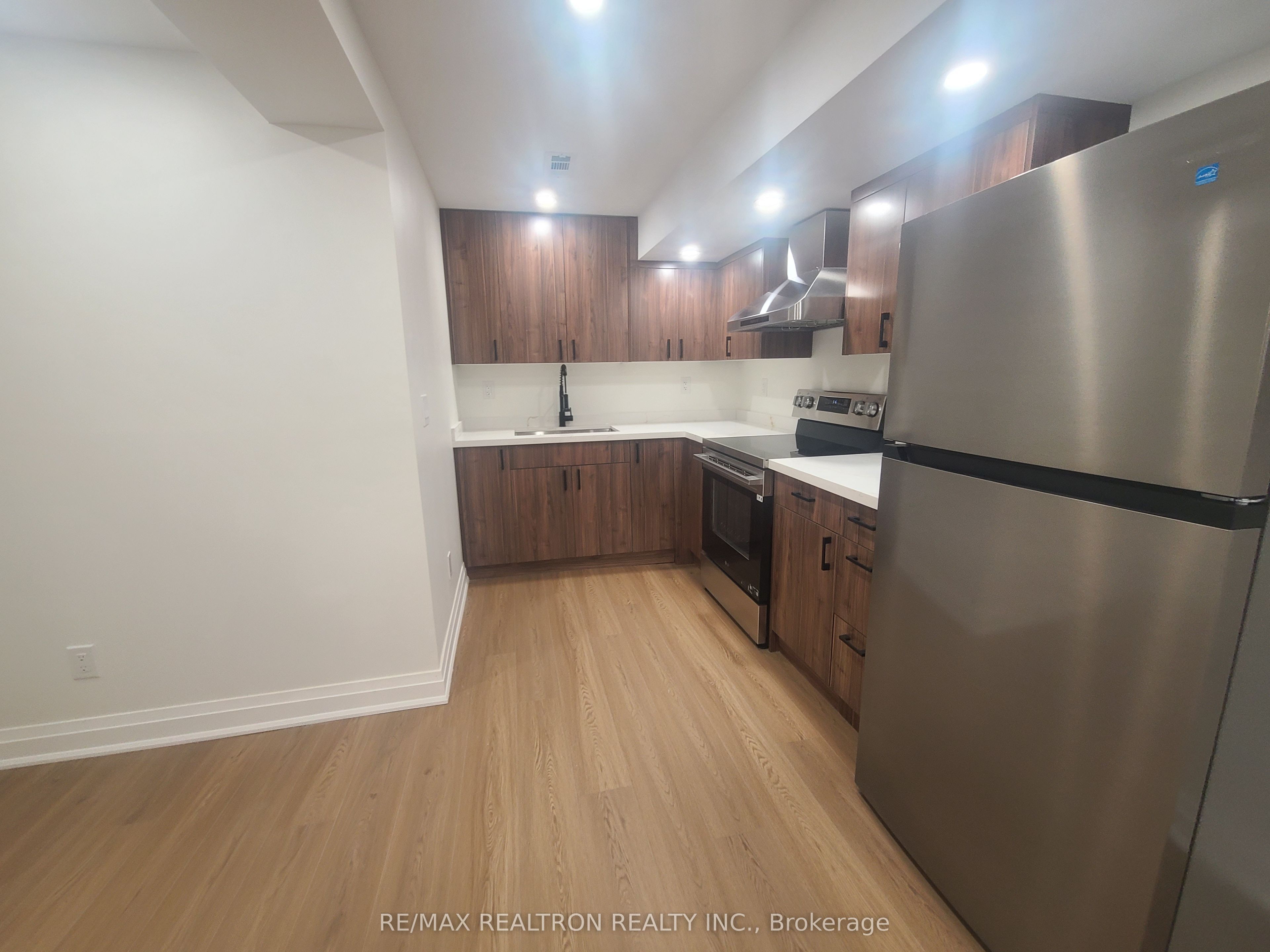 17 Mcginty Avenue Property Photo 4