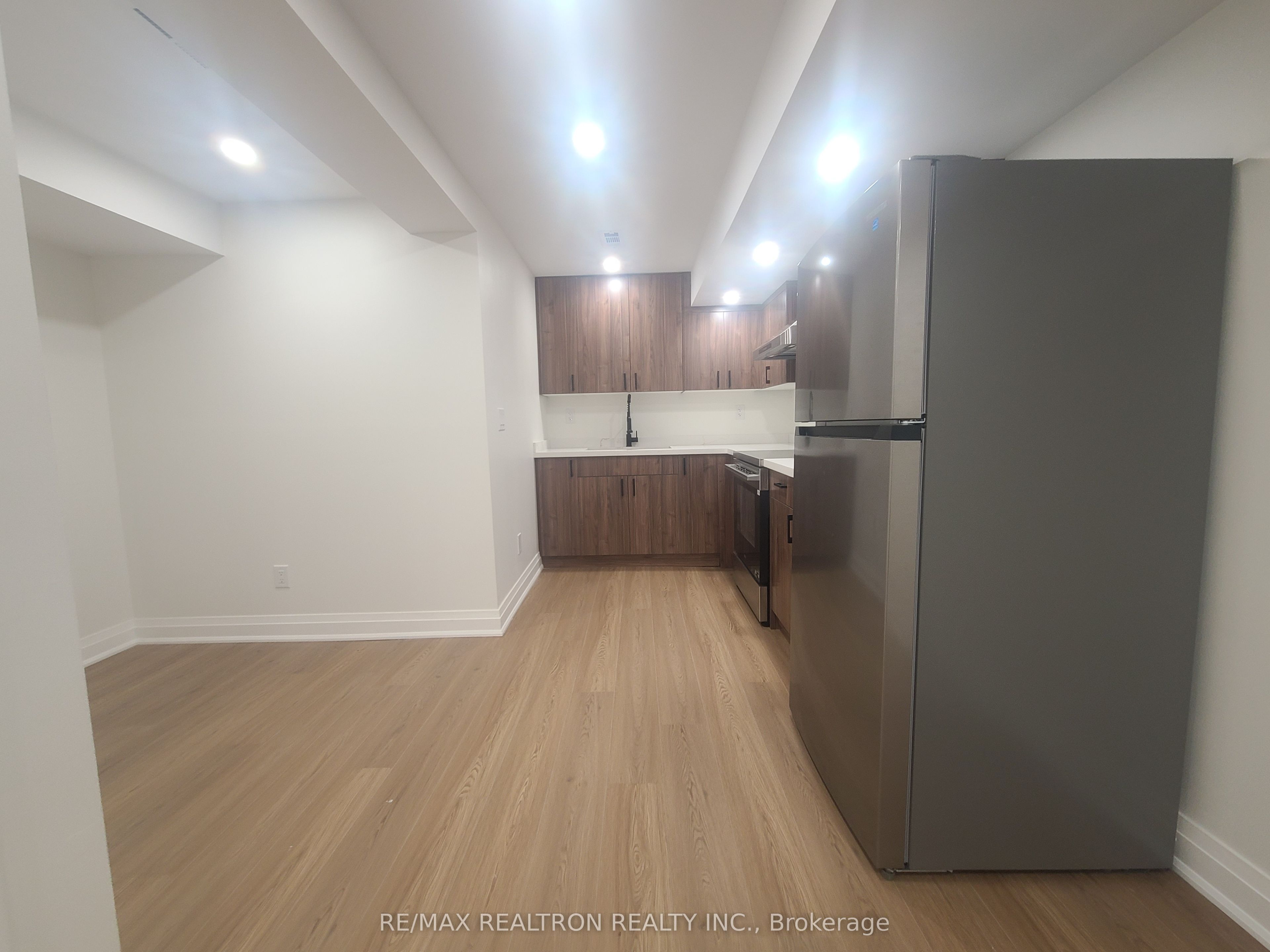 17 Mcginty Avenue Property Photo 9