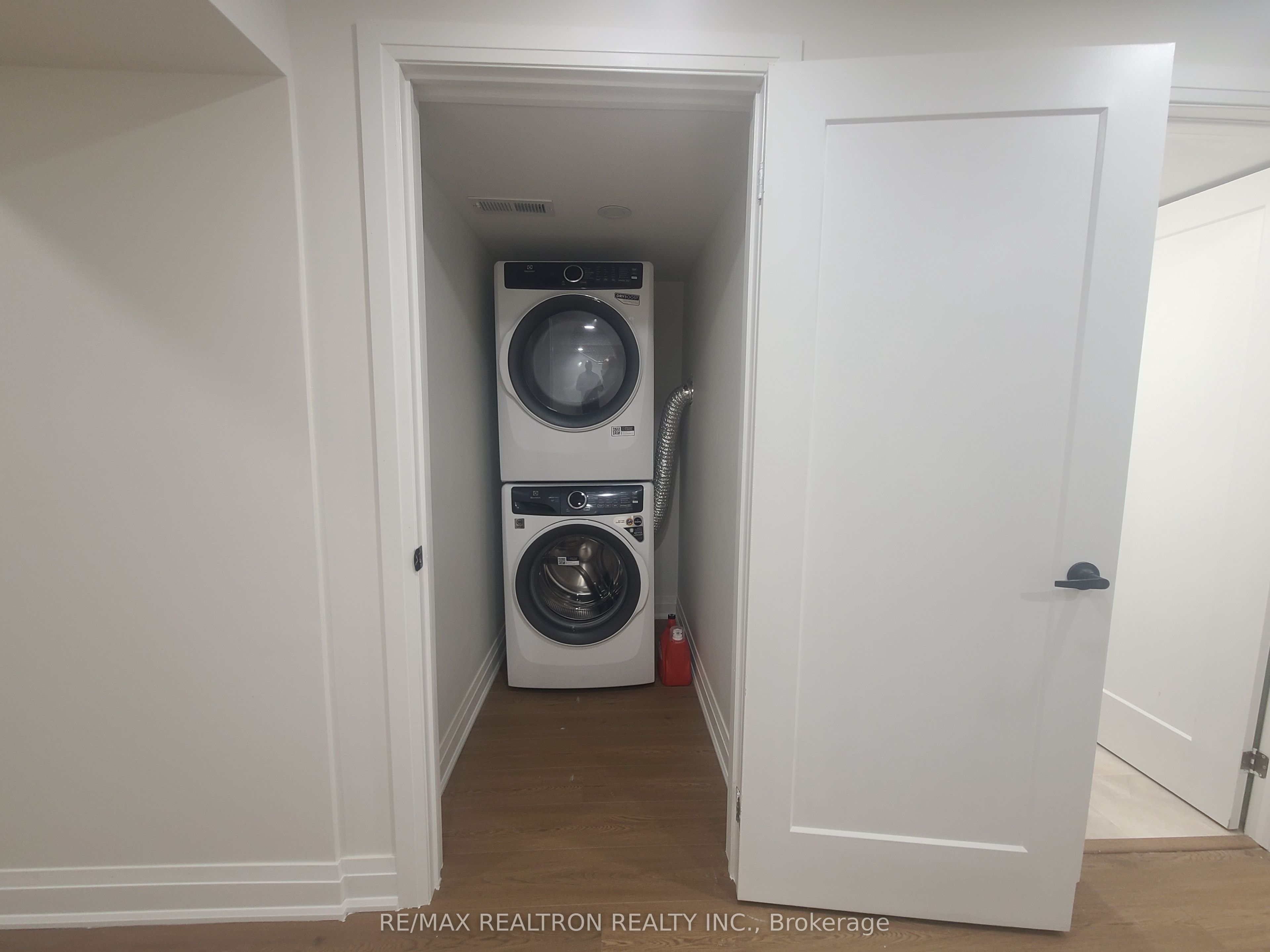 17 Mcginty Avenue Property Photo 12