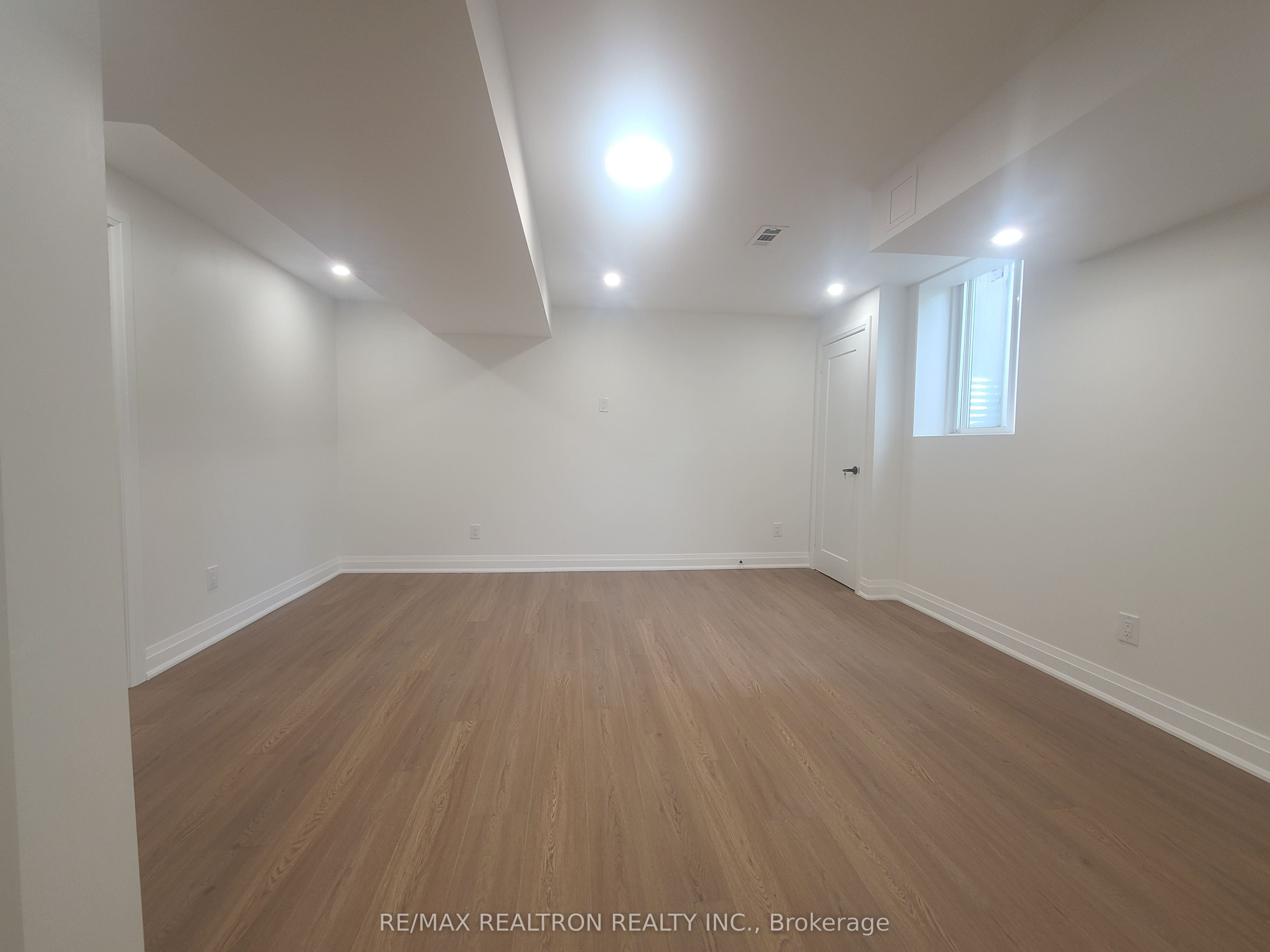17 Mcginty Avenue Property Photo 16