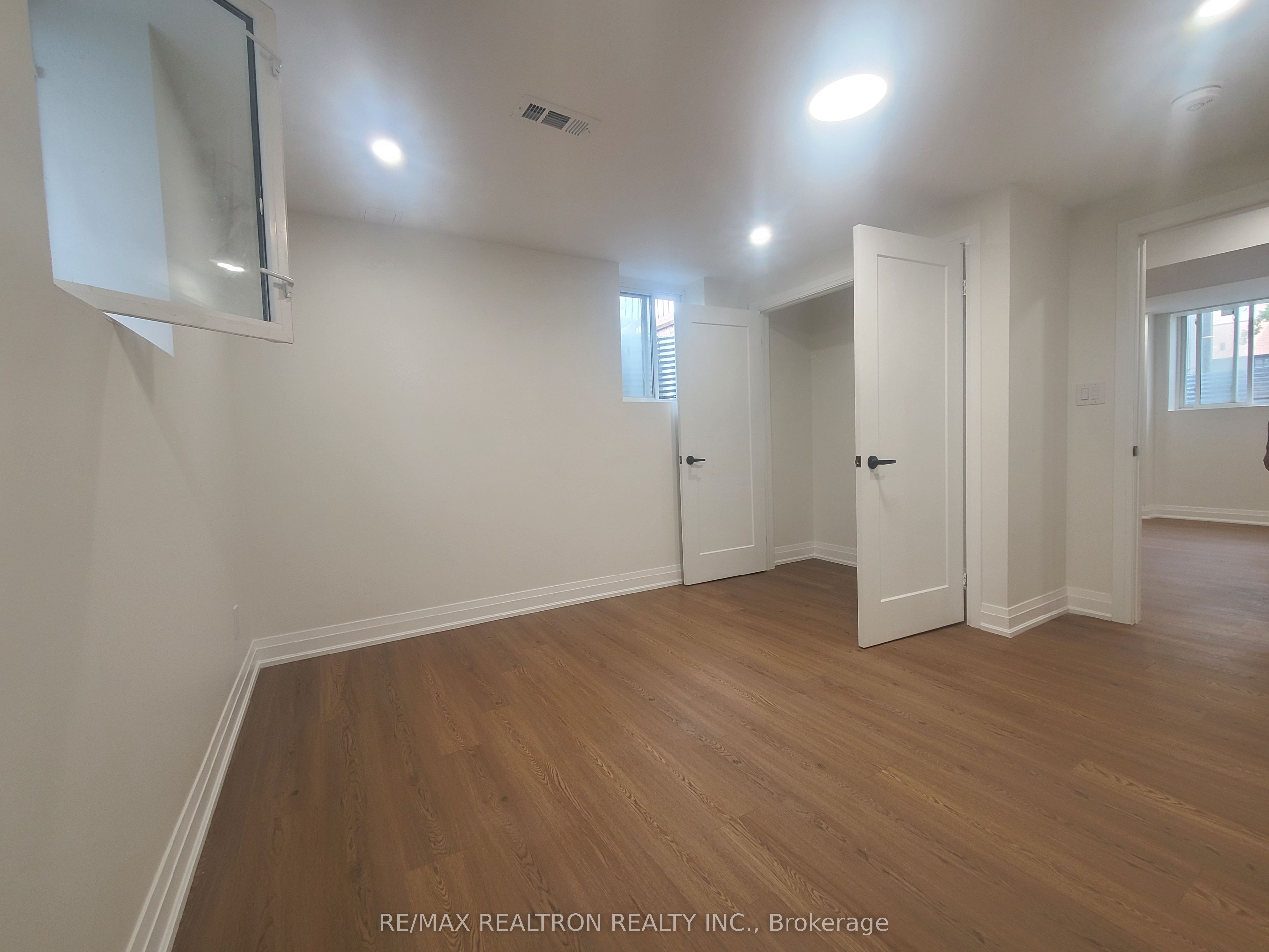 17 Mcginty Avenue Property Photo 18