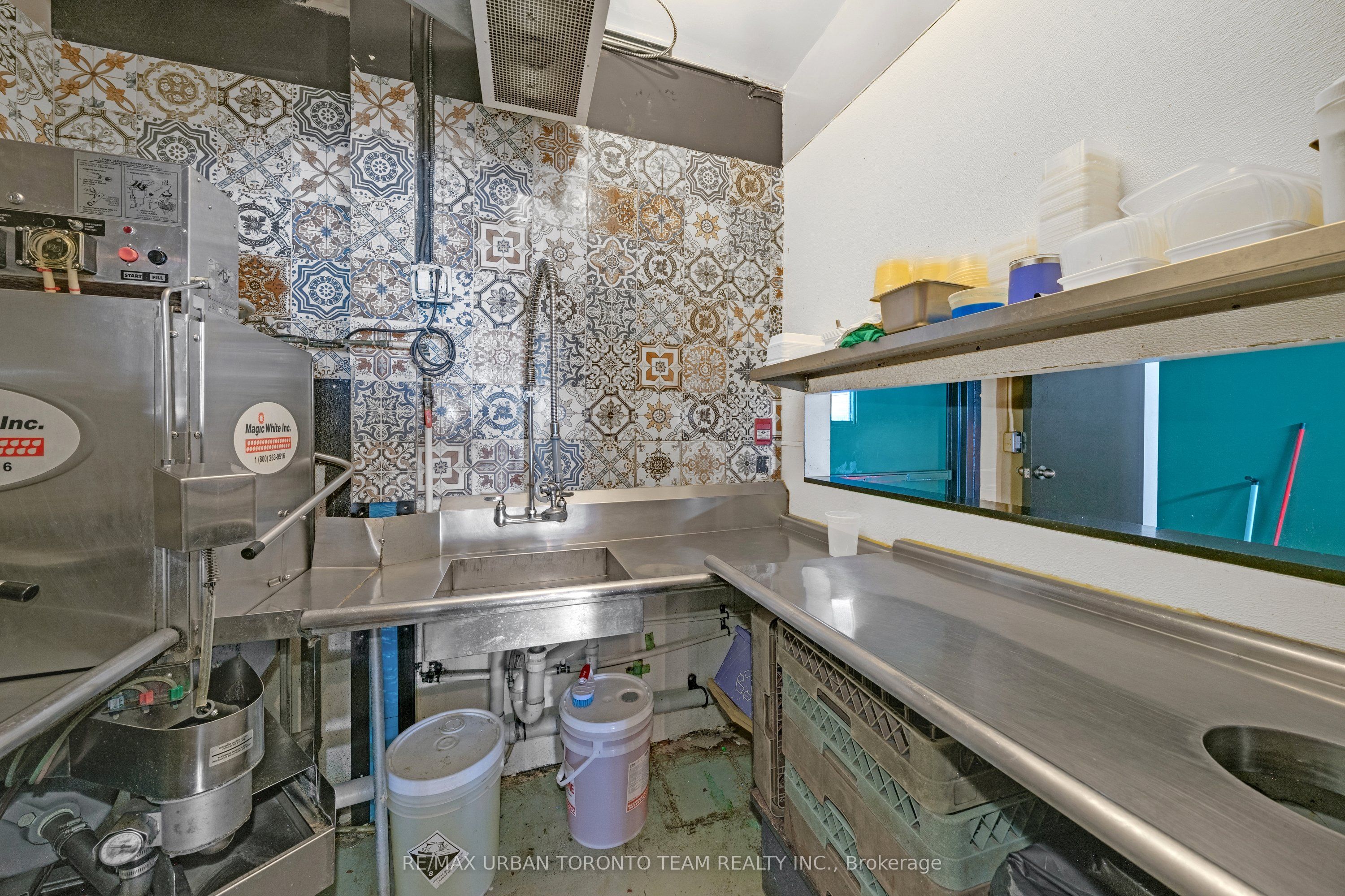 162 Danforth Avenue Property Photo 20