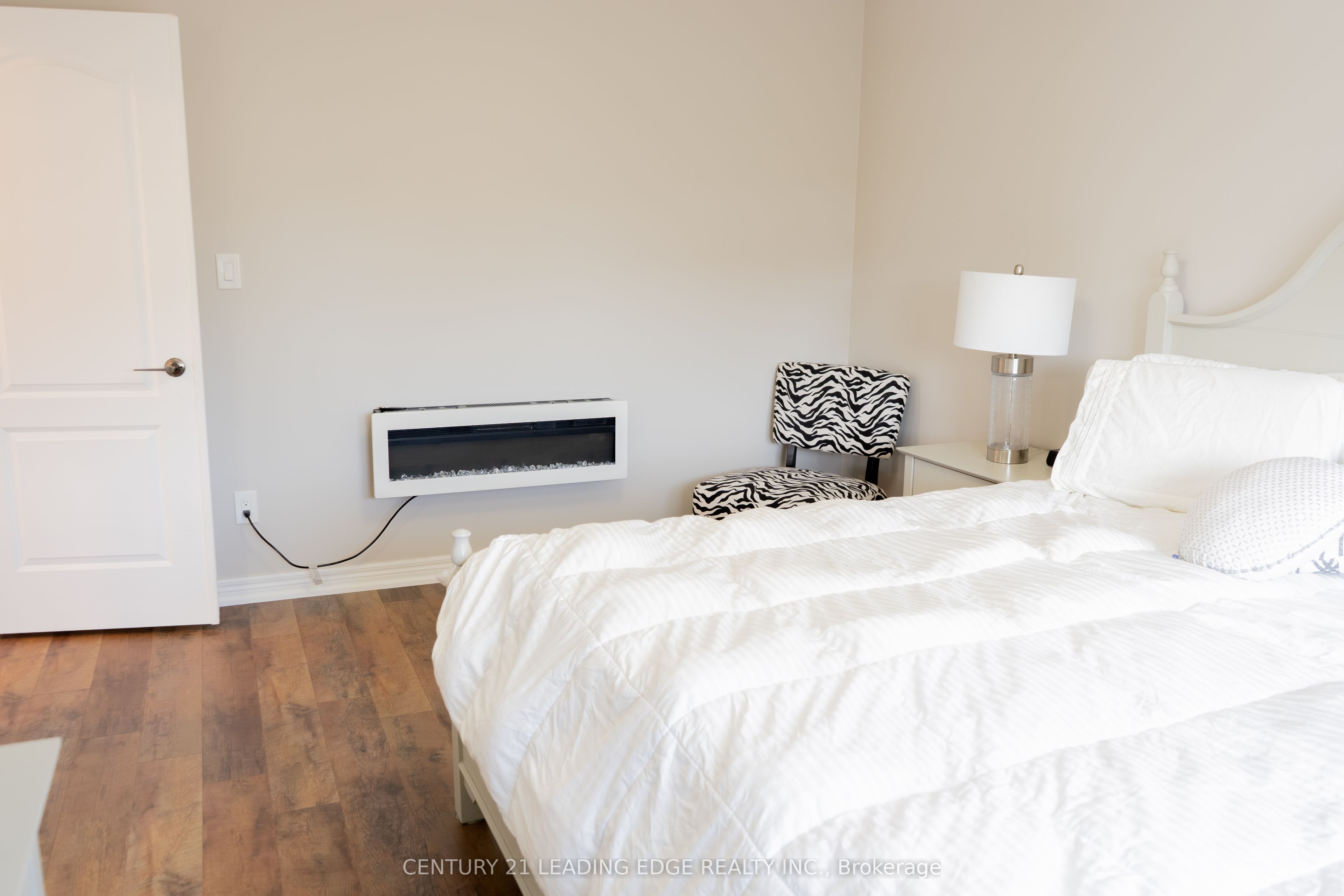 53 Ault Crescent Property Photo 17