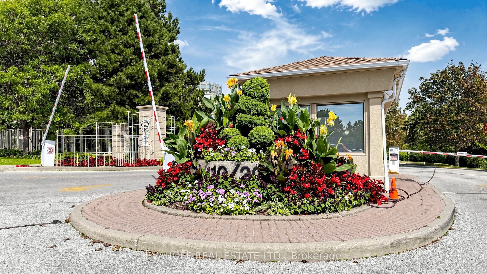 10 Guildwood Parkway 730