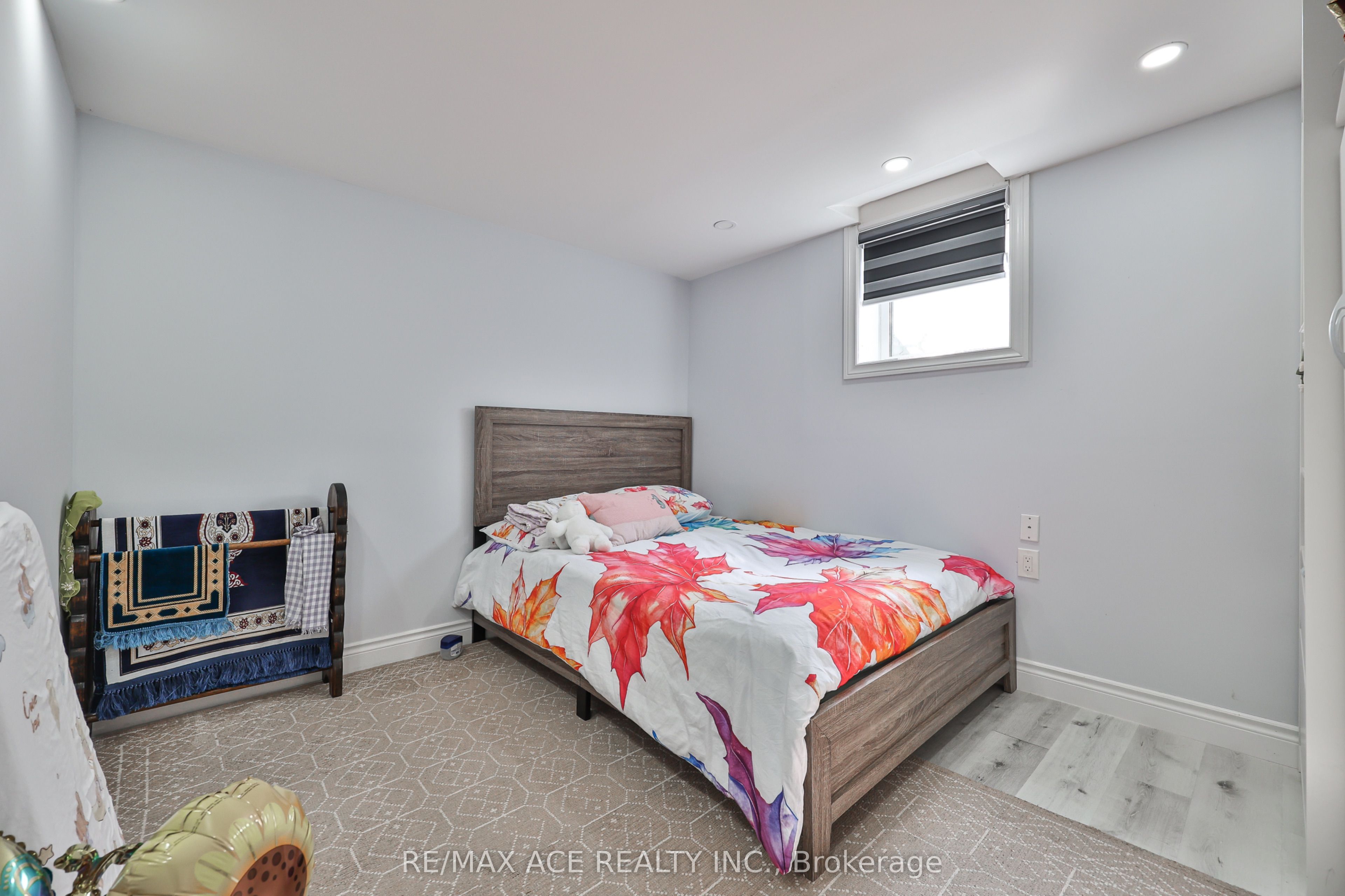 1819 Misthollow Drive Property Photo 23