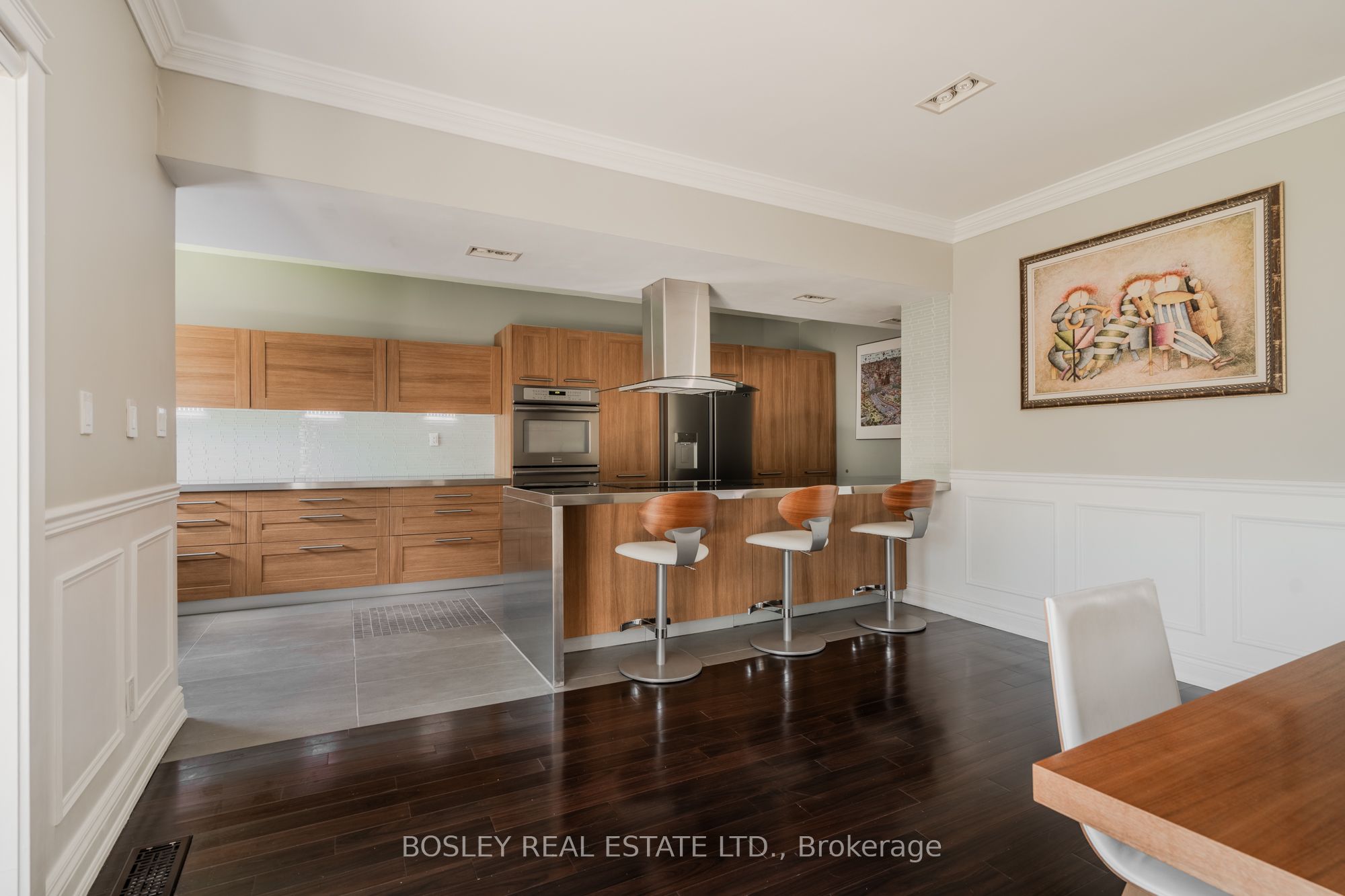 1599 Woodbine Heights Boulevard Property Photo 14
