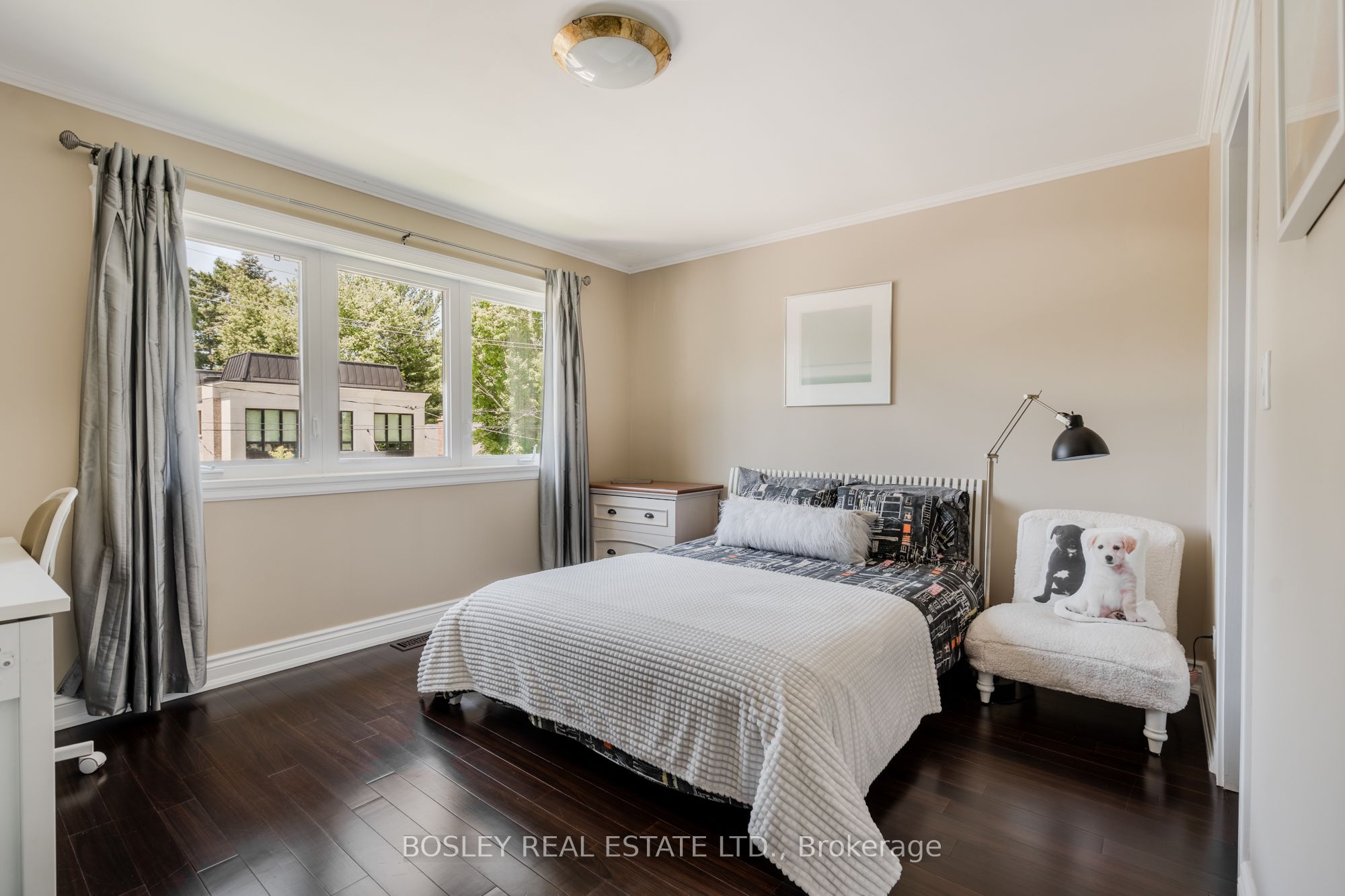 1599 Woodbine Heights Boulevard Property Photo 31