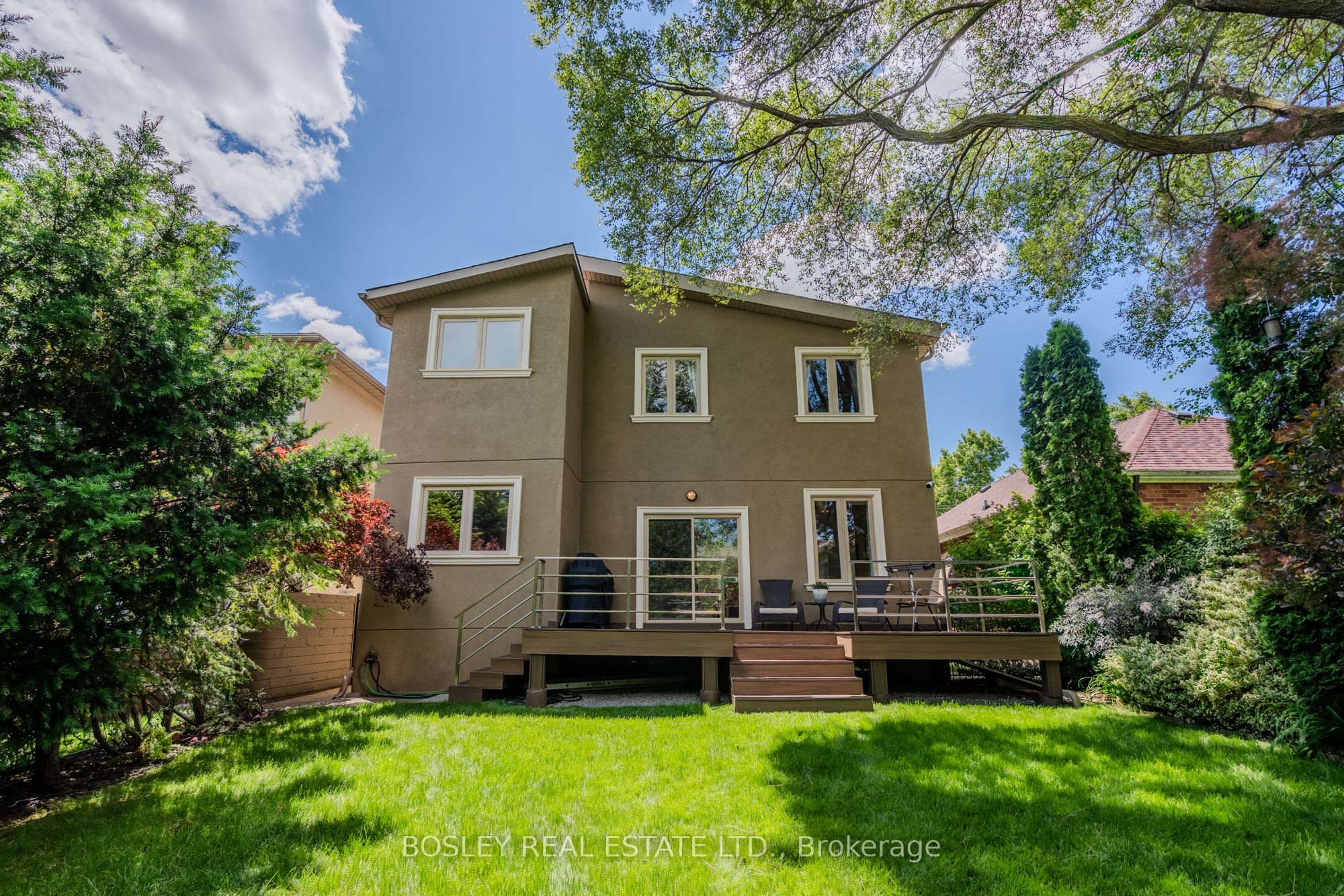 1599 Woodbine Heights Boulevard Property Photo 42