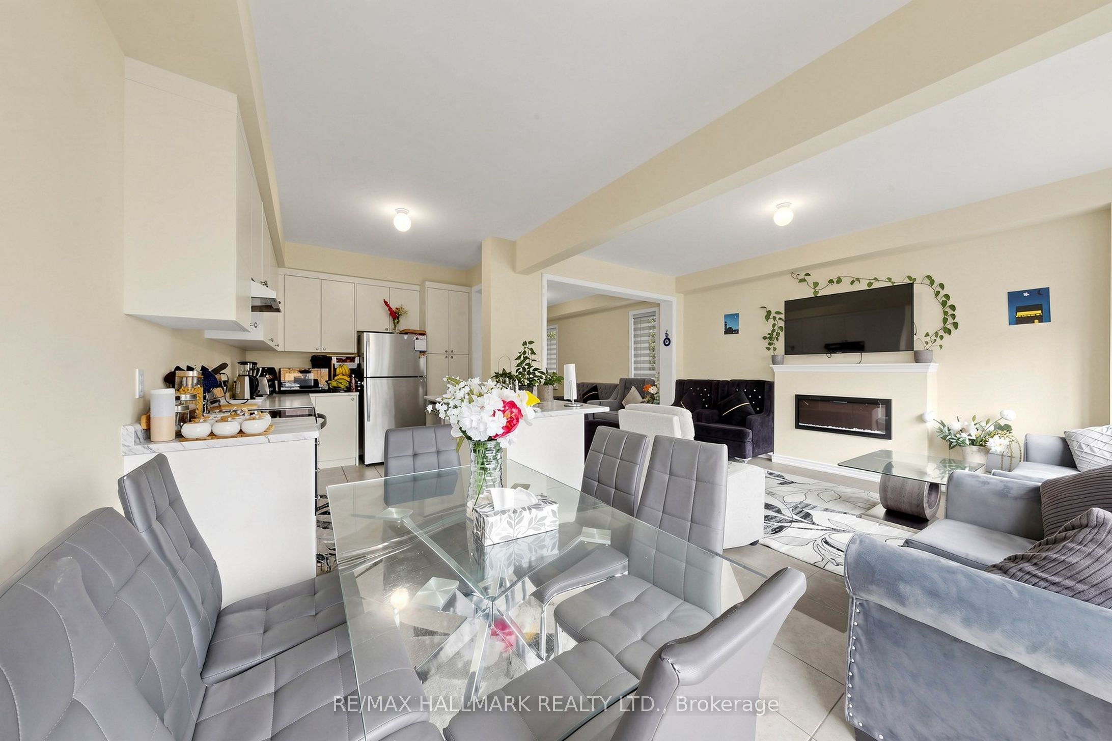 17 Closson Drive Property Photo 18