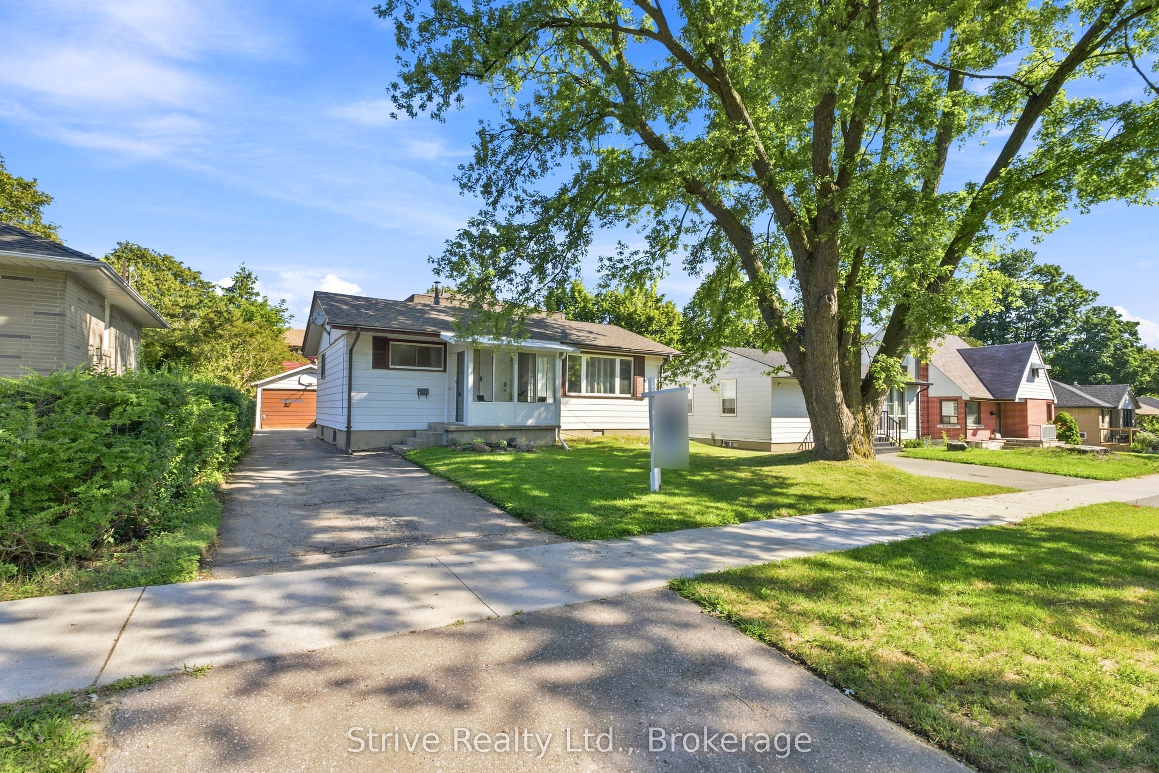 7 Admiral Road Property Photo 1