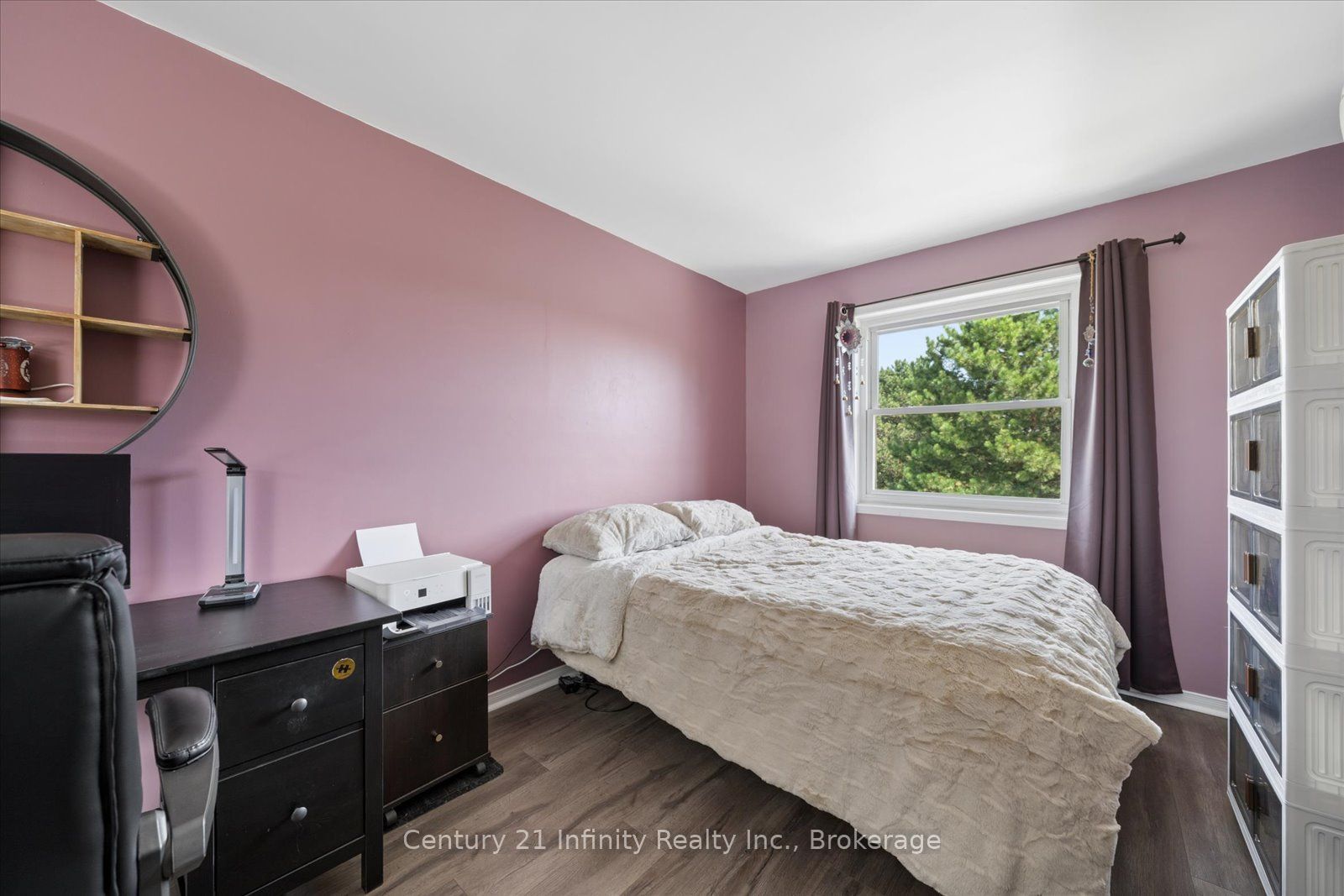 814 Lochness Crescent Property Photo 21