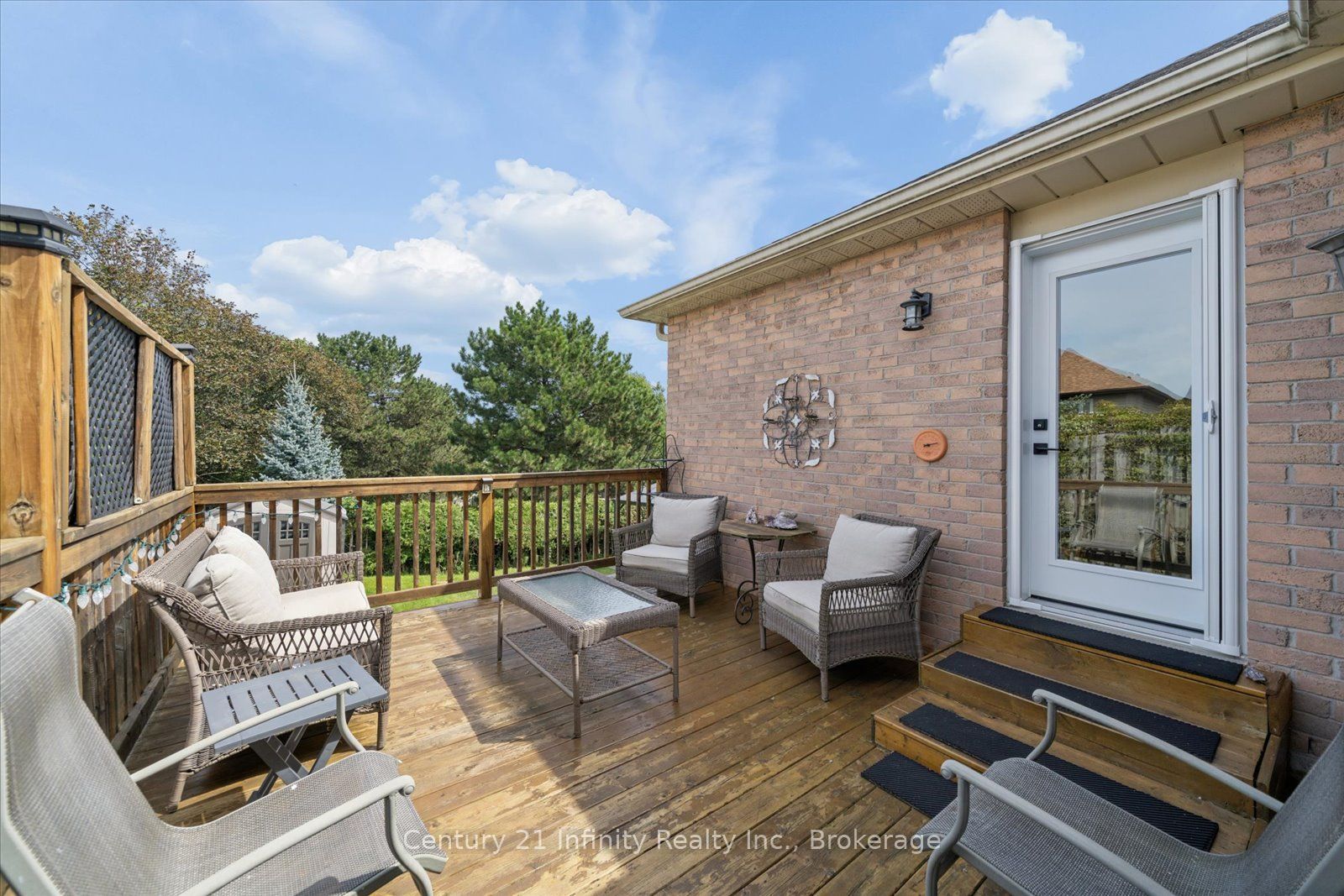 814 Lochness Crescent Property Photo 45