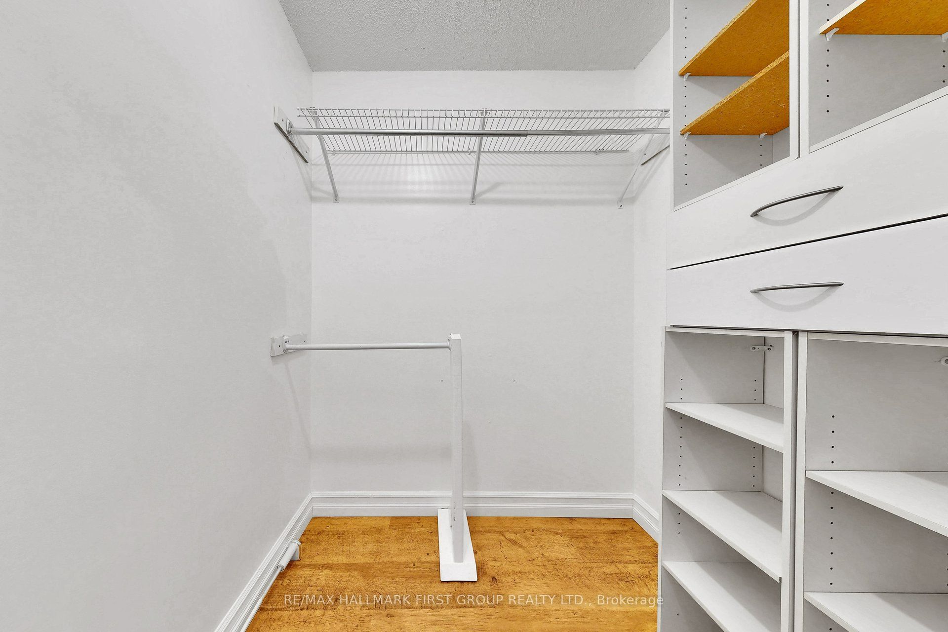 14 Martinet Street Property Photo 21