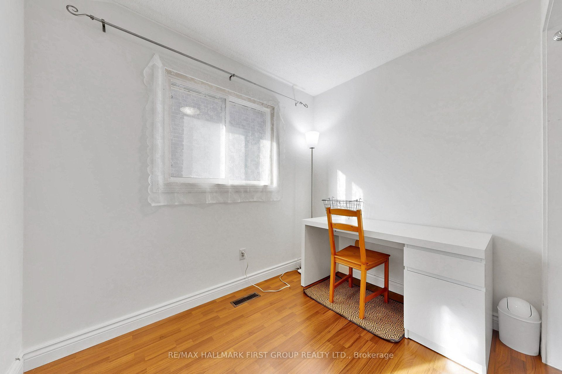 14 Martinet Street Property Photo 23