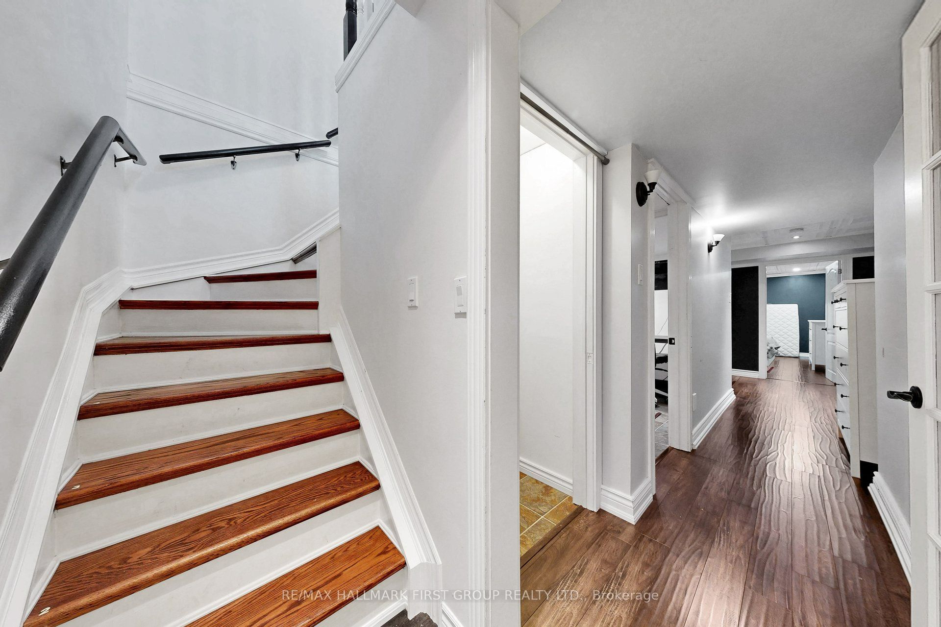 14 Martinet Street Property Photo 28