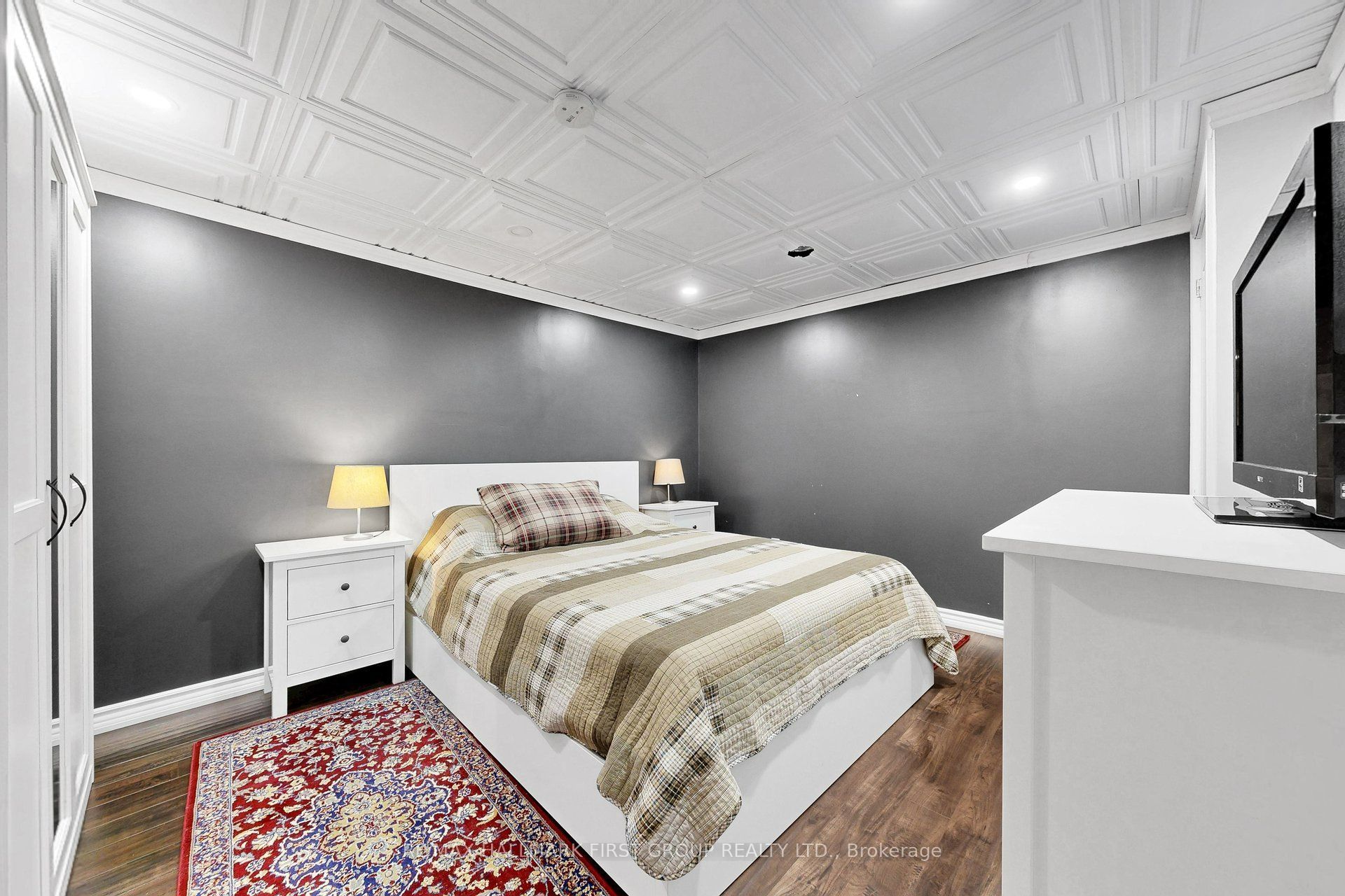 14 Martinet Street Property Photo 37