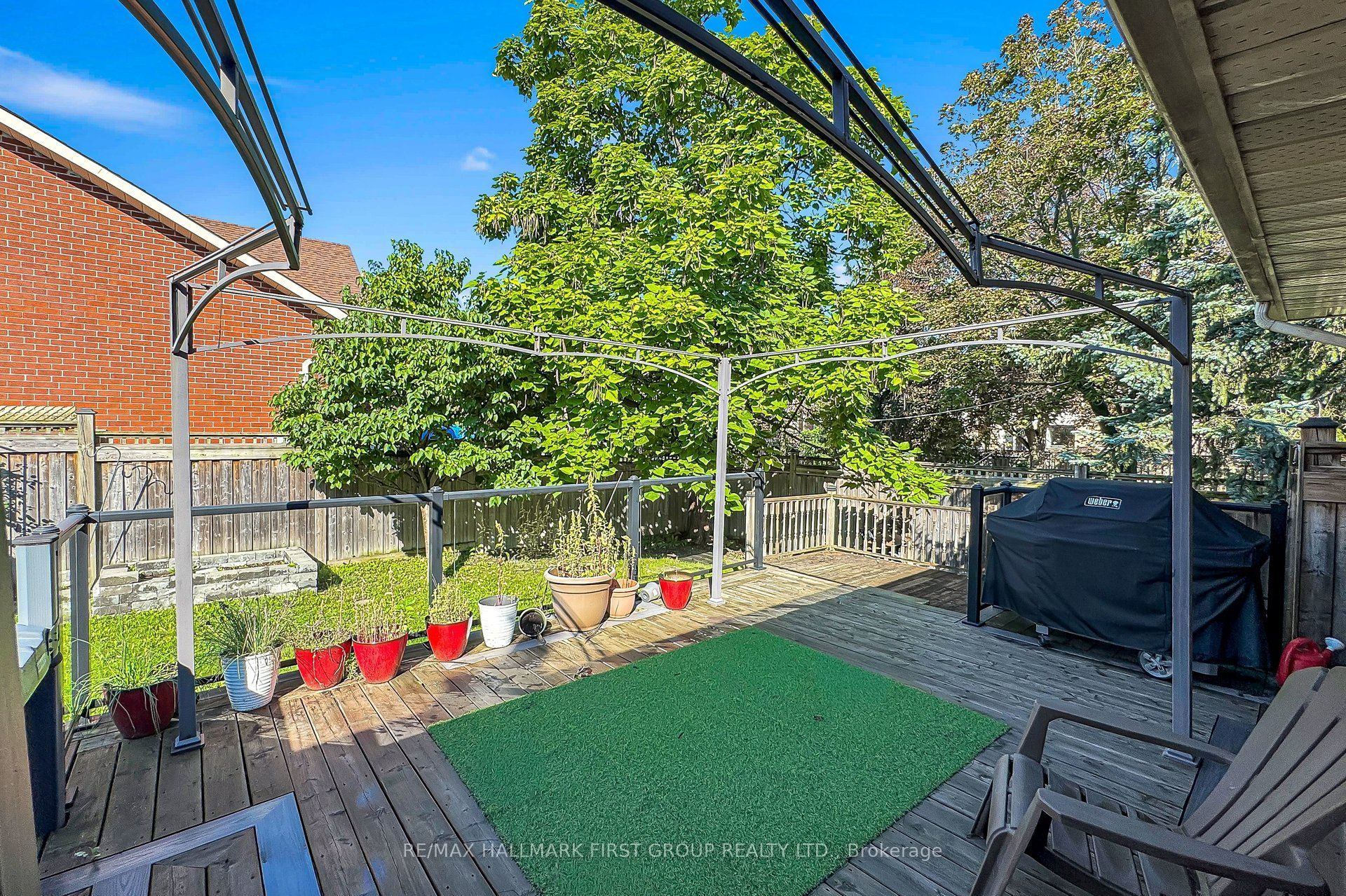 14 Martinet Street Property Photo 45